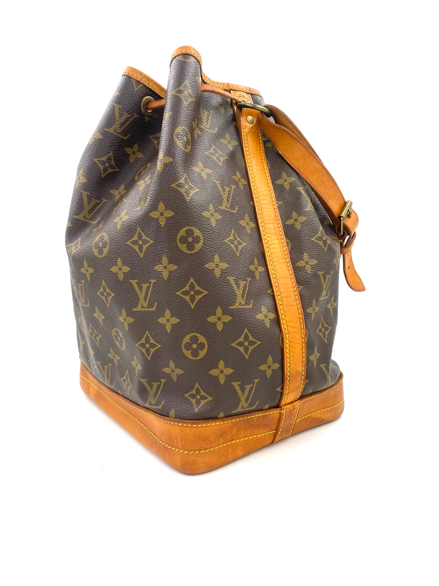 LOUIS VUITTON Noe grande Monogram Canvas