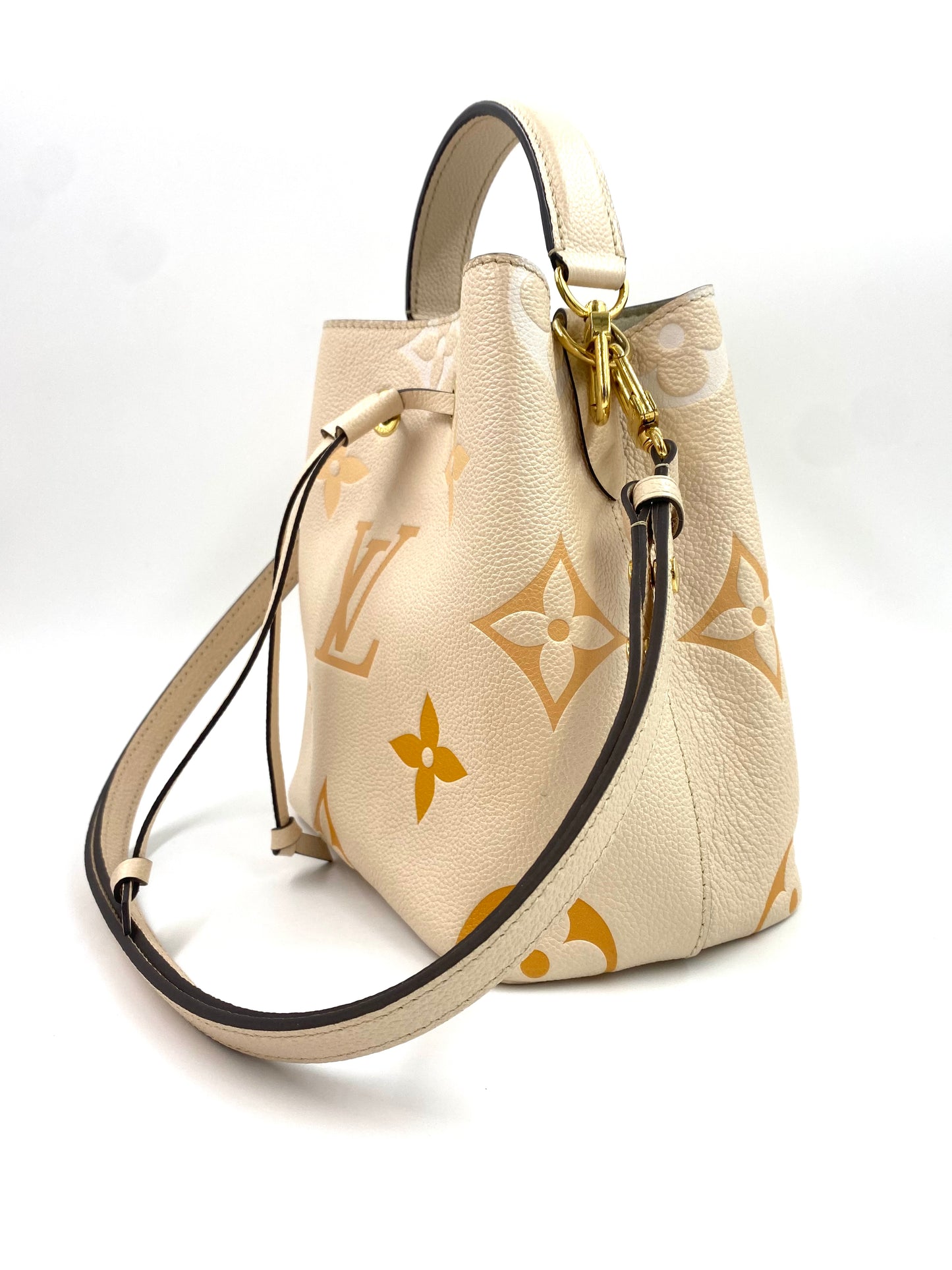 LOUIS VUITTON Neo Noe BB Monogram Empreinte creme safran