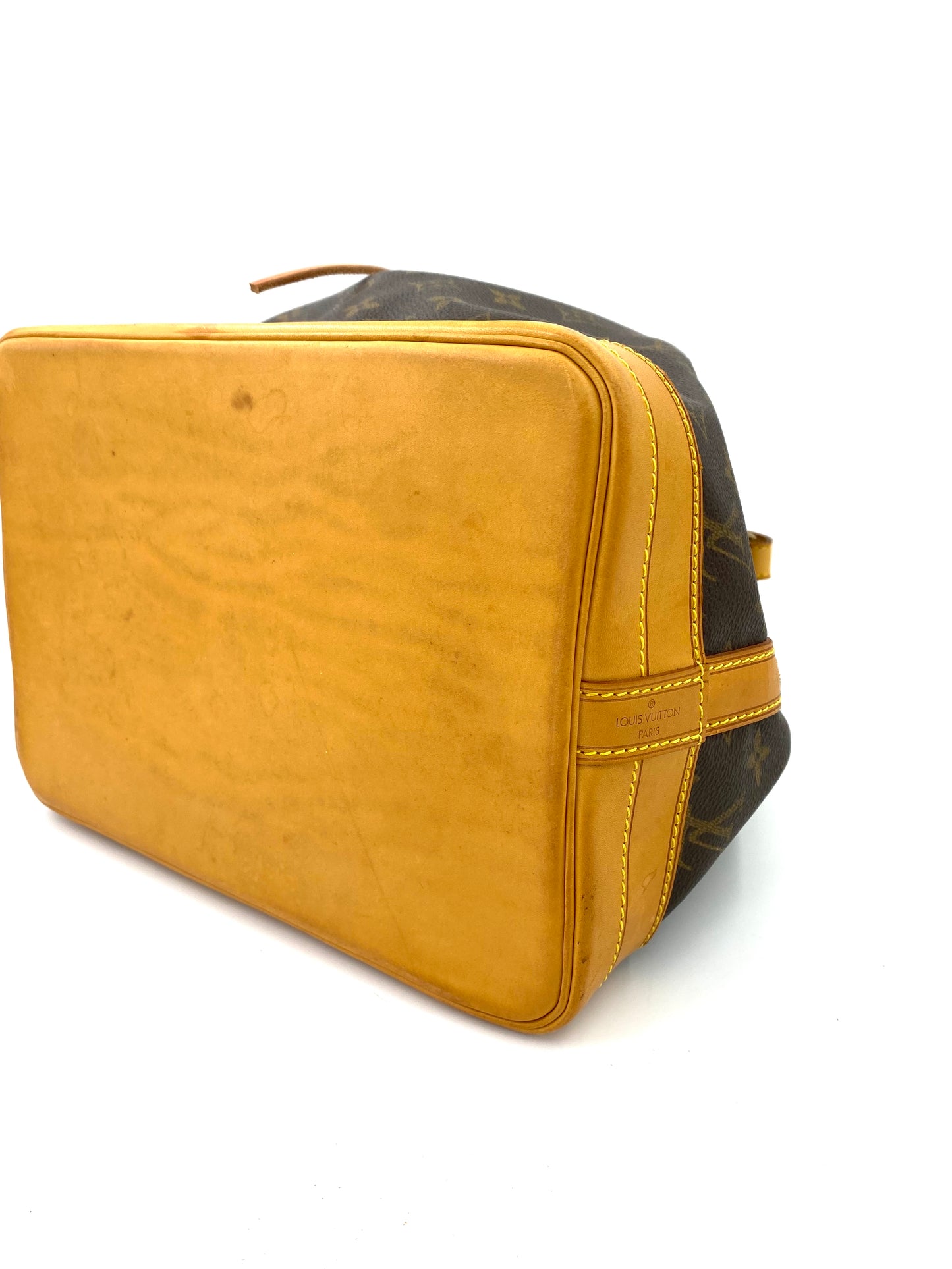 LOUIS VUITTON Noe grande Monogram Canvas