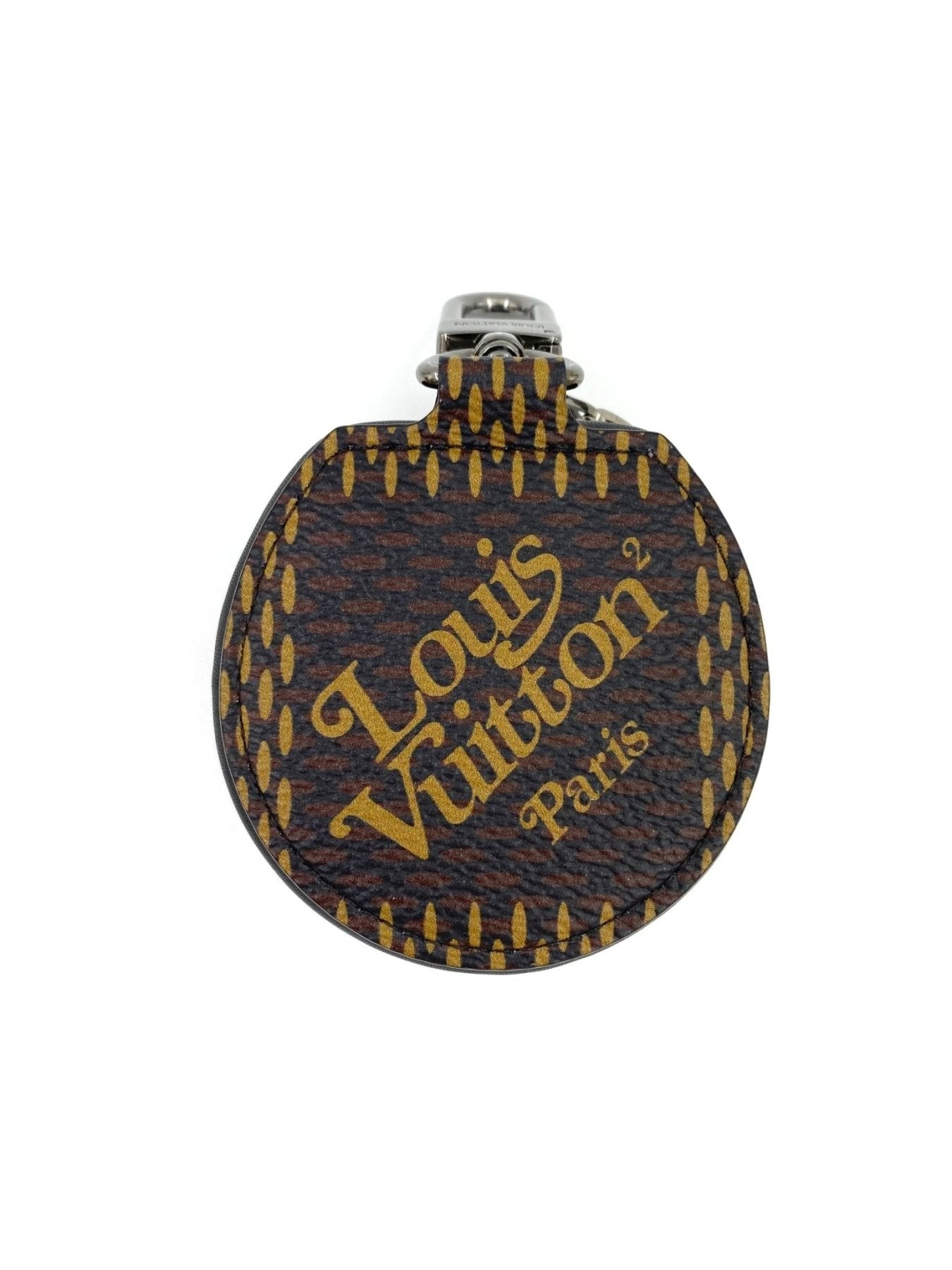 Louis Vuitton Nigo Earphone Case Horizon in Damier Ebene Canvas mit goldenem Logo und dekorativem Stich-Design