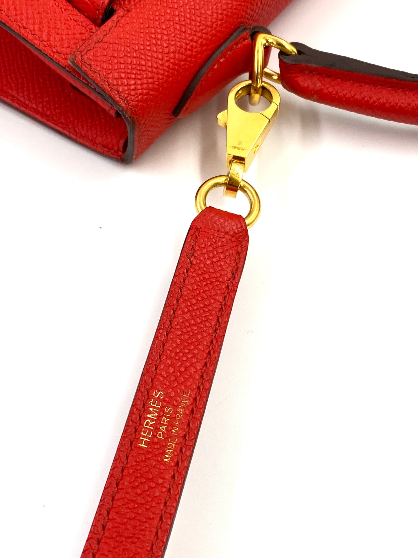 HERMÈS Kelly 25 Epsom rouge gold Hardware