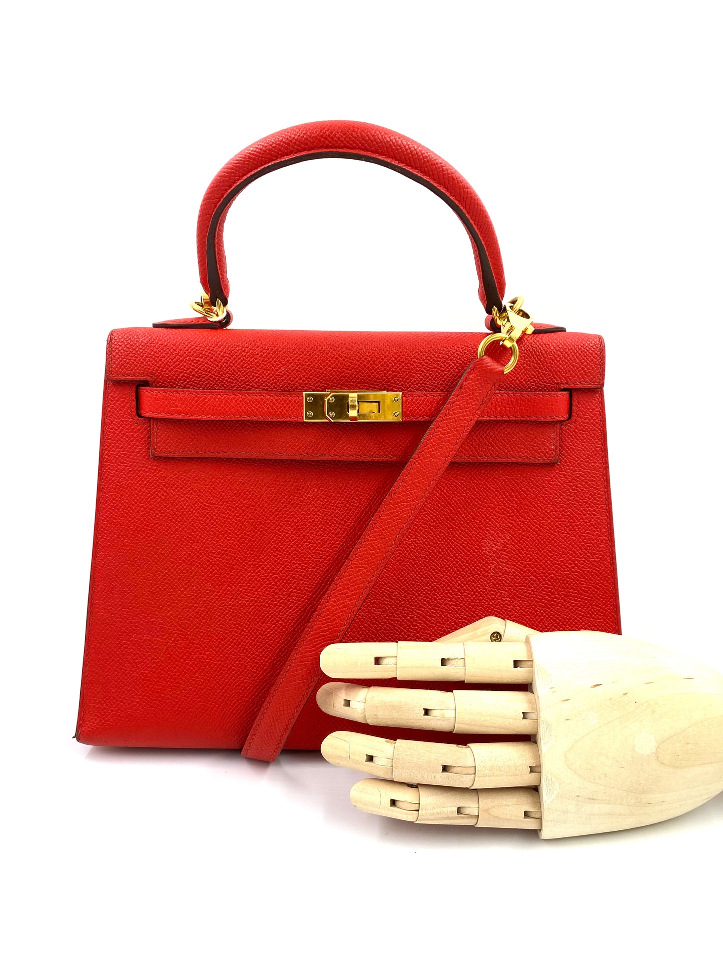 HERMÈS Kelly 25 Epsom rouge gold Hardware