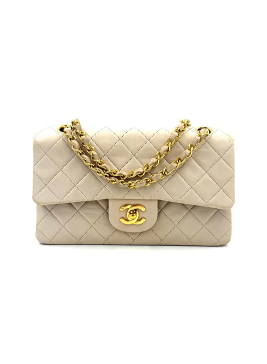 CHANEL Vintage Timeless Single Flap Bag small creme - Clutch & Macarons - 2050196 - Clutch & Macarons -