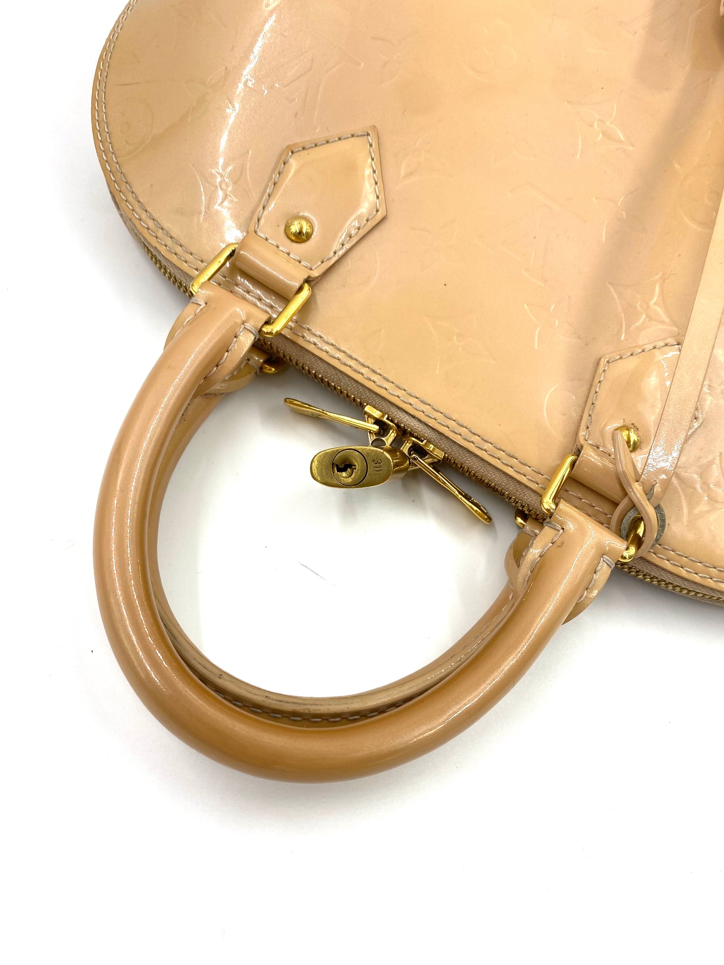 LOUIS VUITTON Alma PM Monogram Vernis Beige