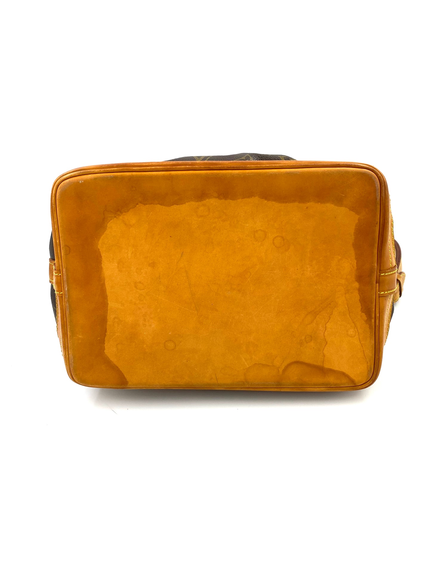 LOUIS VUITTON Noe Grande Monogram Canvas