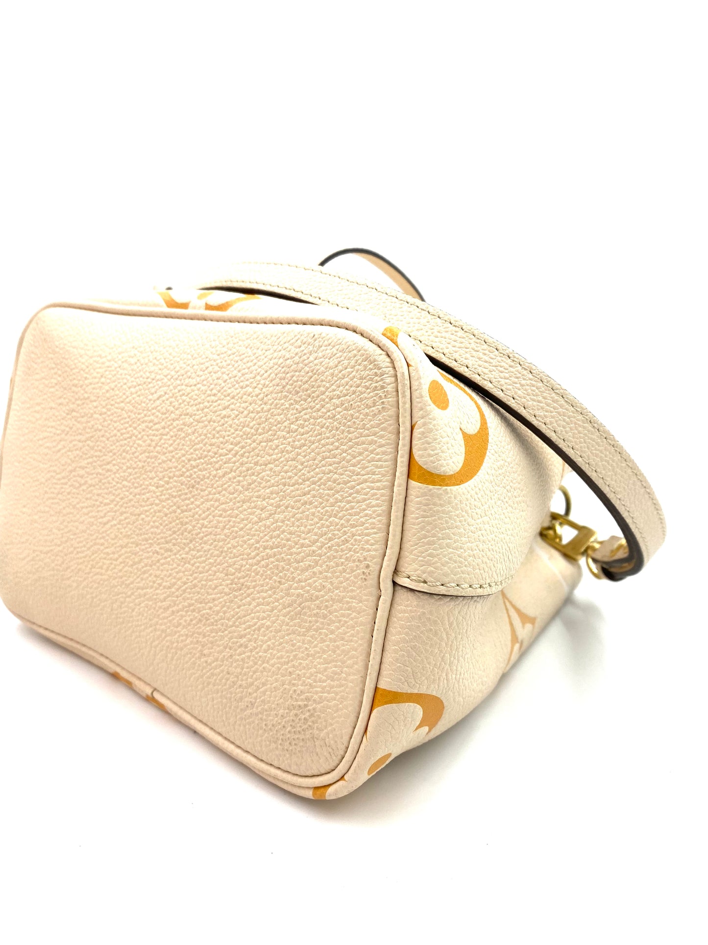LOUIS VUITTON Neo Noe BB Monogram Empreinte creme safran