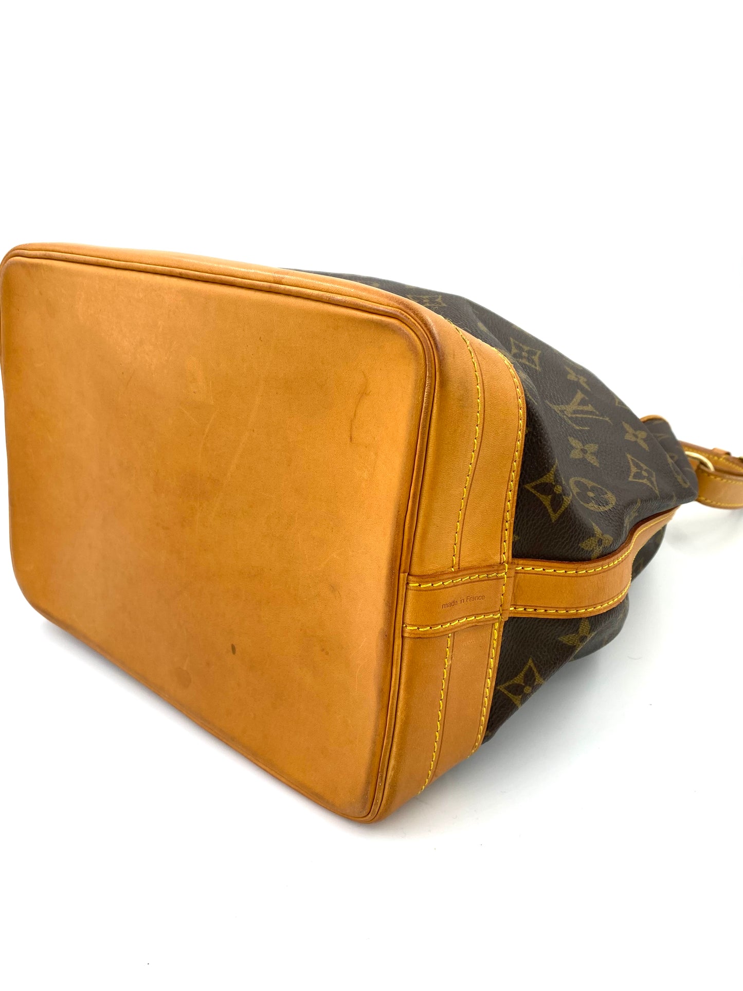 LOUIS VUITTON Noe Grande Monogram Canvas