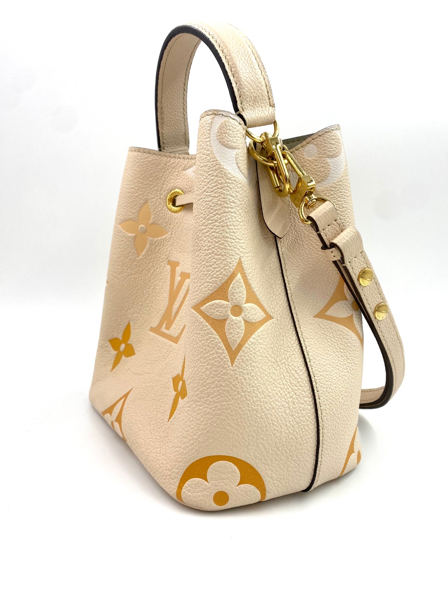 LOUIS VUITTON Neo Noe BB Monogram Empreinte creme safran