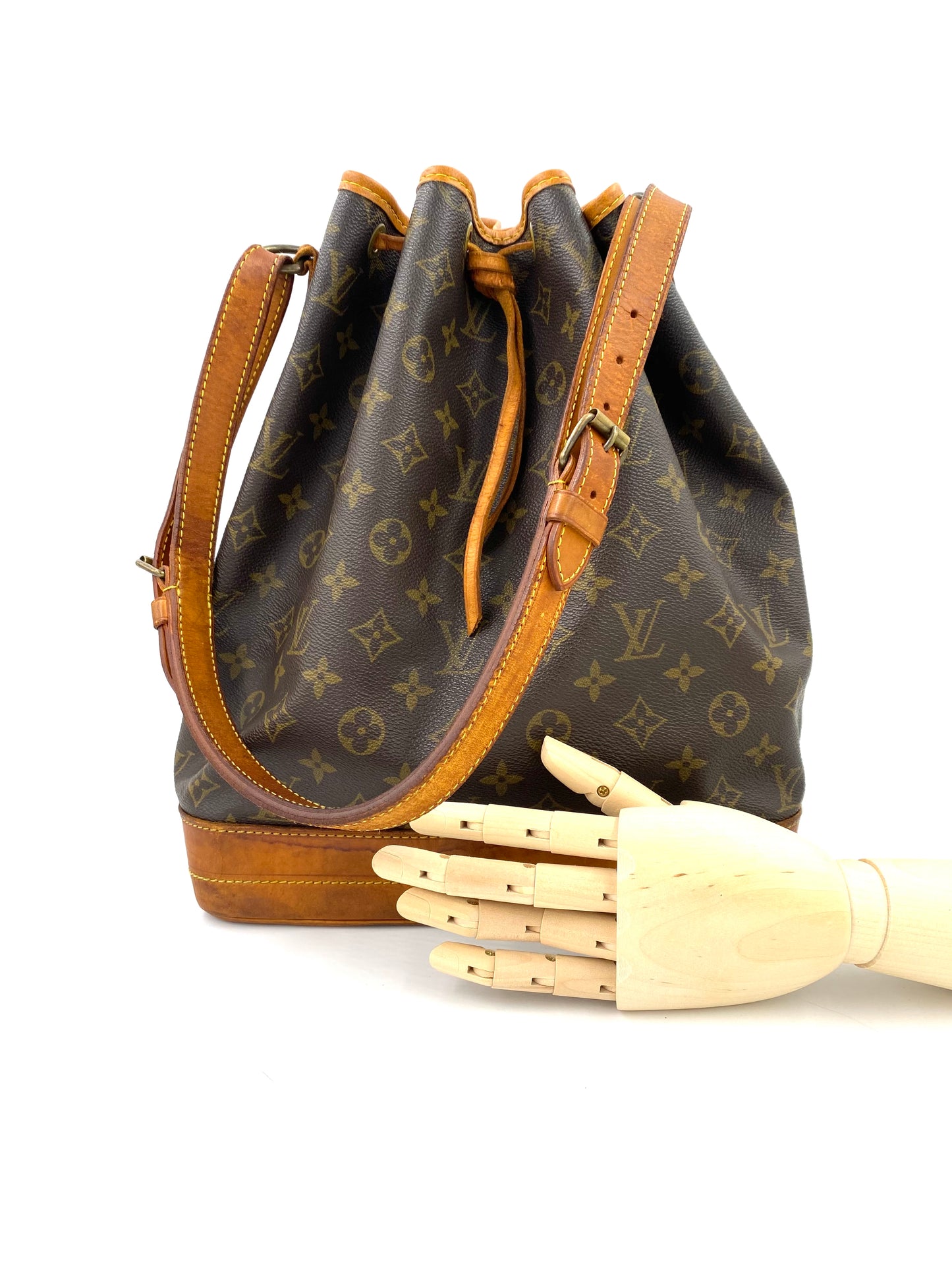 LOUIS VUITTON Vintage Sac Noe grande Monogram Canvas