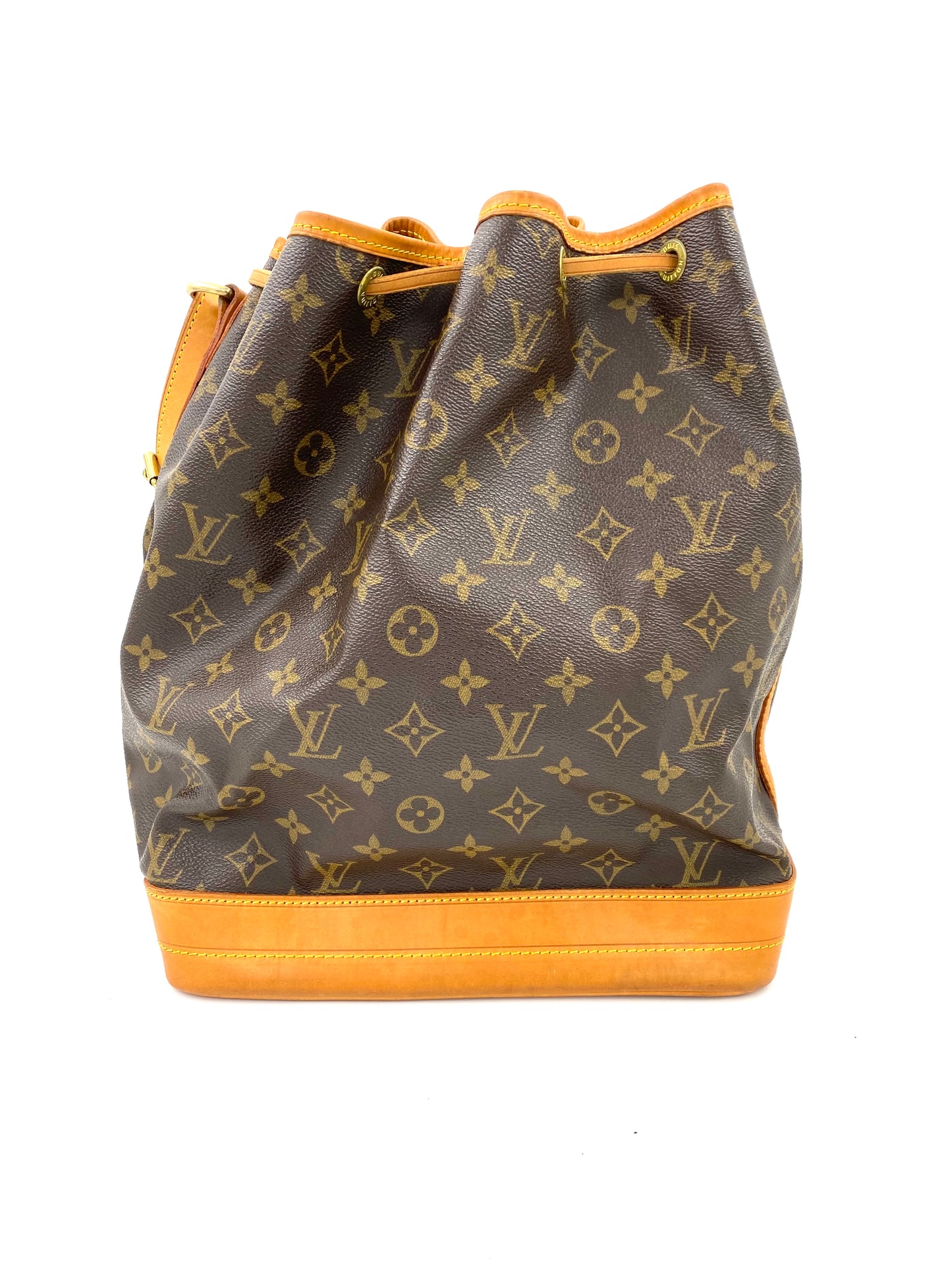 LOUIS VUITTON Noe Grande Monogram Canvas