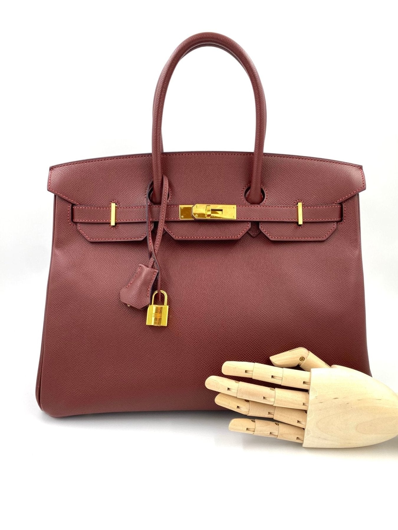 HERMES Birkin 35 Epsom Rouge H Handtasche mit goldener Hardware und Schloss, klassisches Design in Burgunderrot