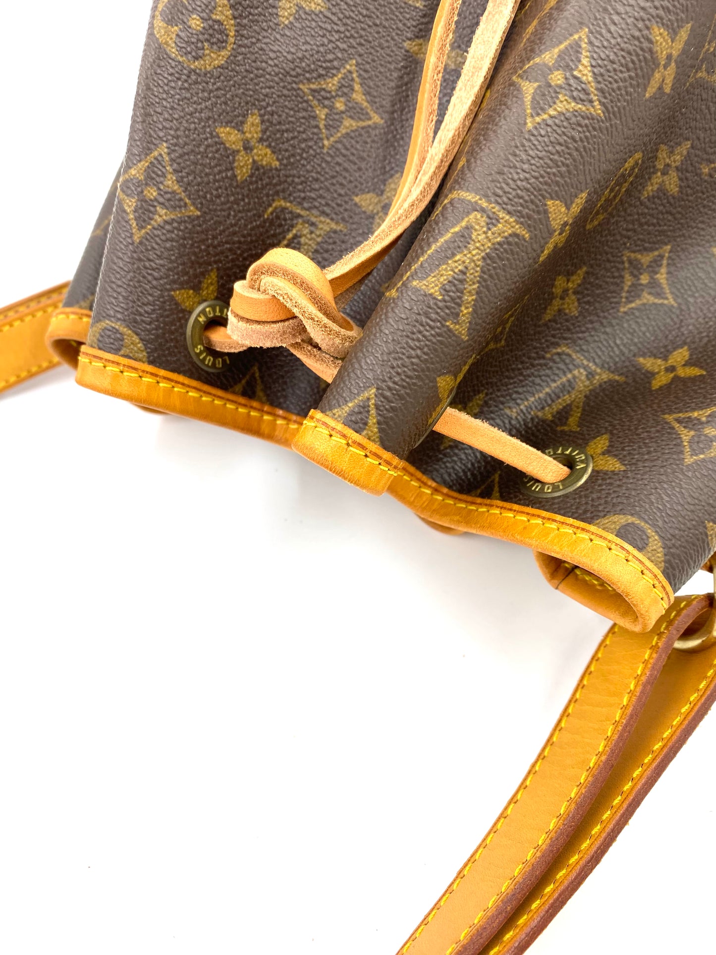 LOUIS VUITTON Noe grande Monogram Canvas