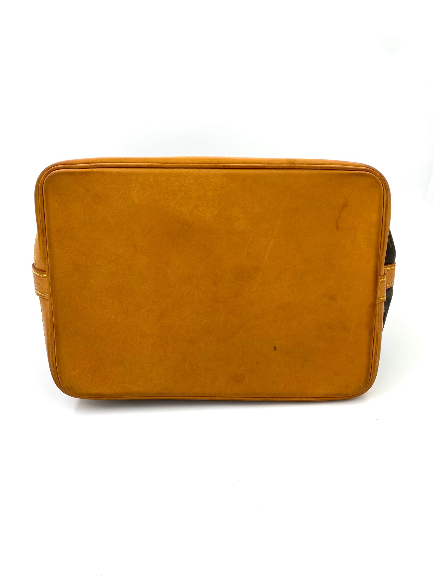 LOUIS VUITTON Noe Grande Monogram Canvas