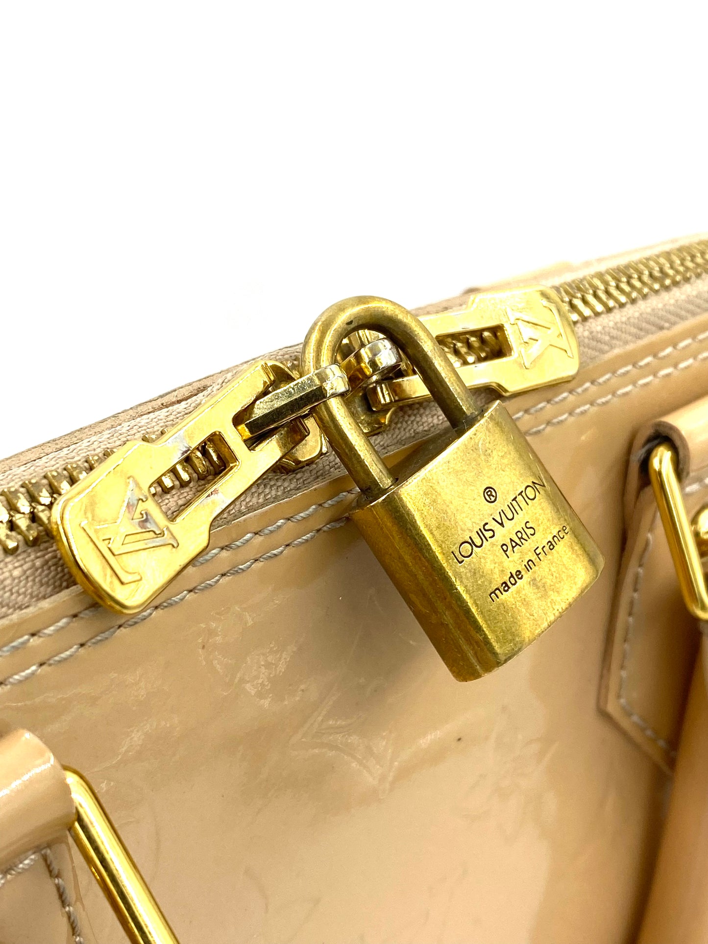 LOUIS VUITTON Alma PM Monogram Vernis Beige