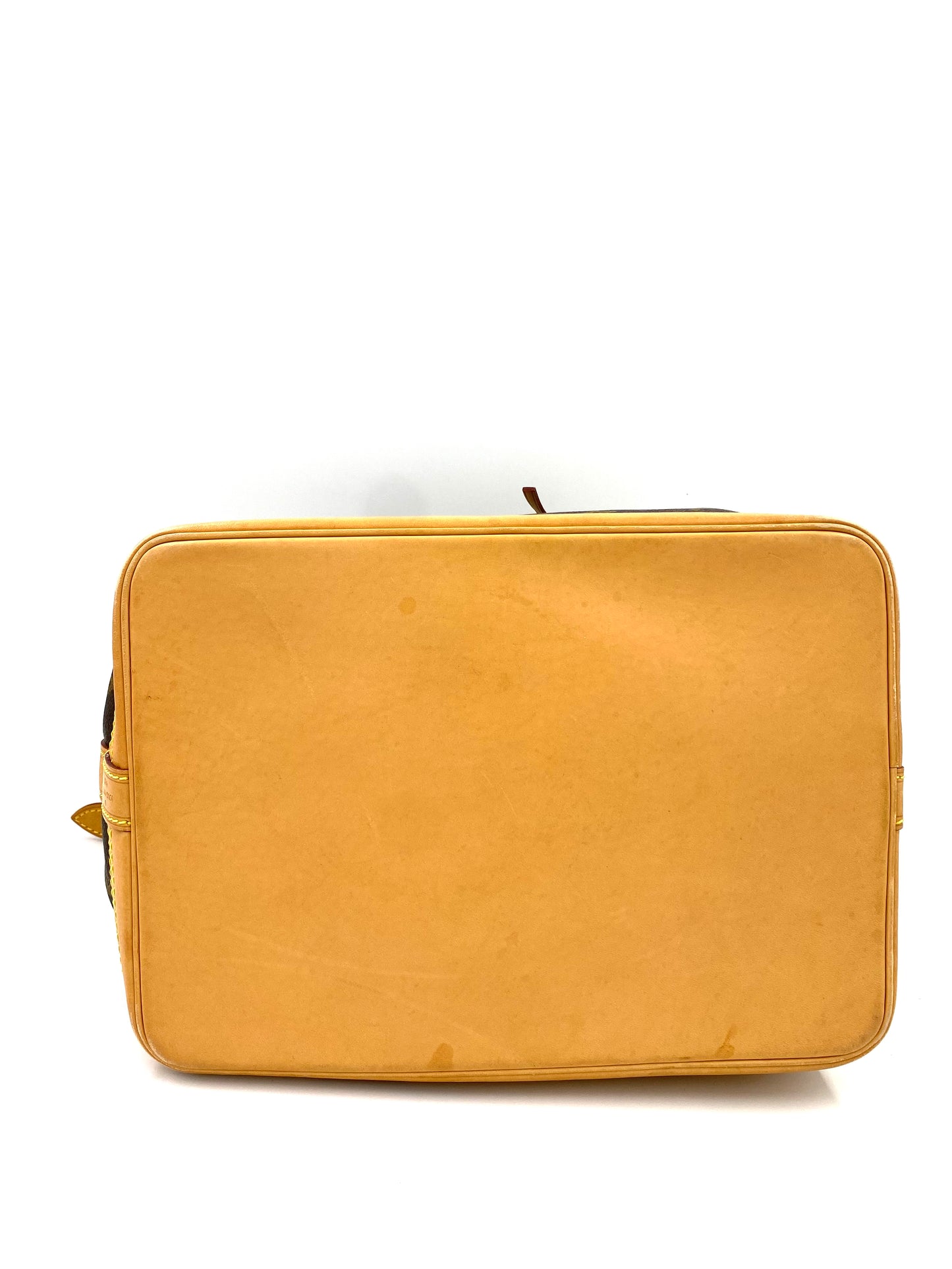 LOUIS VUITTON Noe grande Monogram Canvas