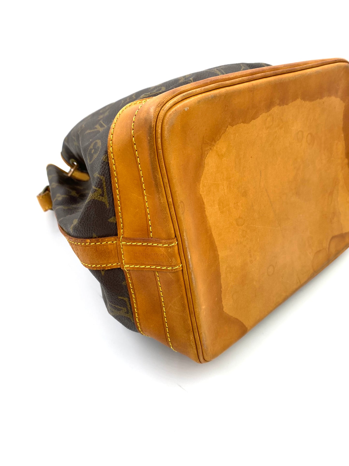 LOUIS VUITTON Noe Grande Monogram Canvas