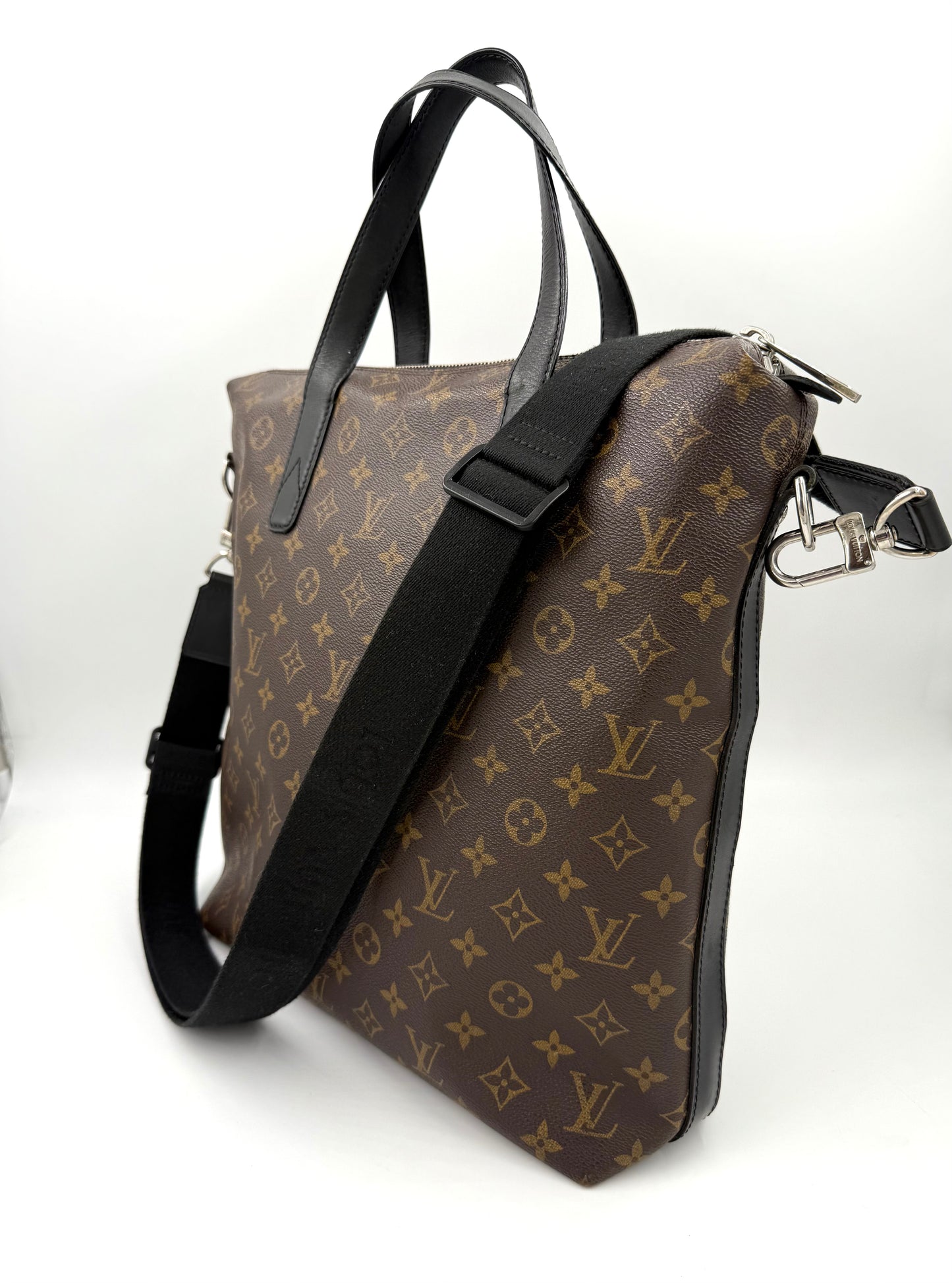 Louis Vuitton Davis Monogram Macassar