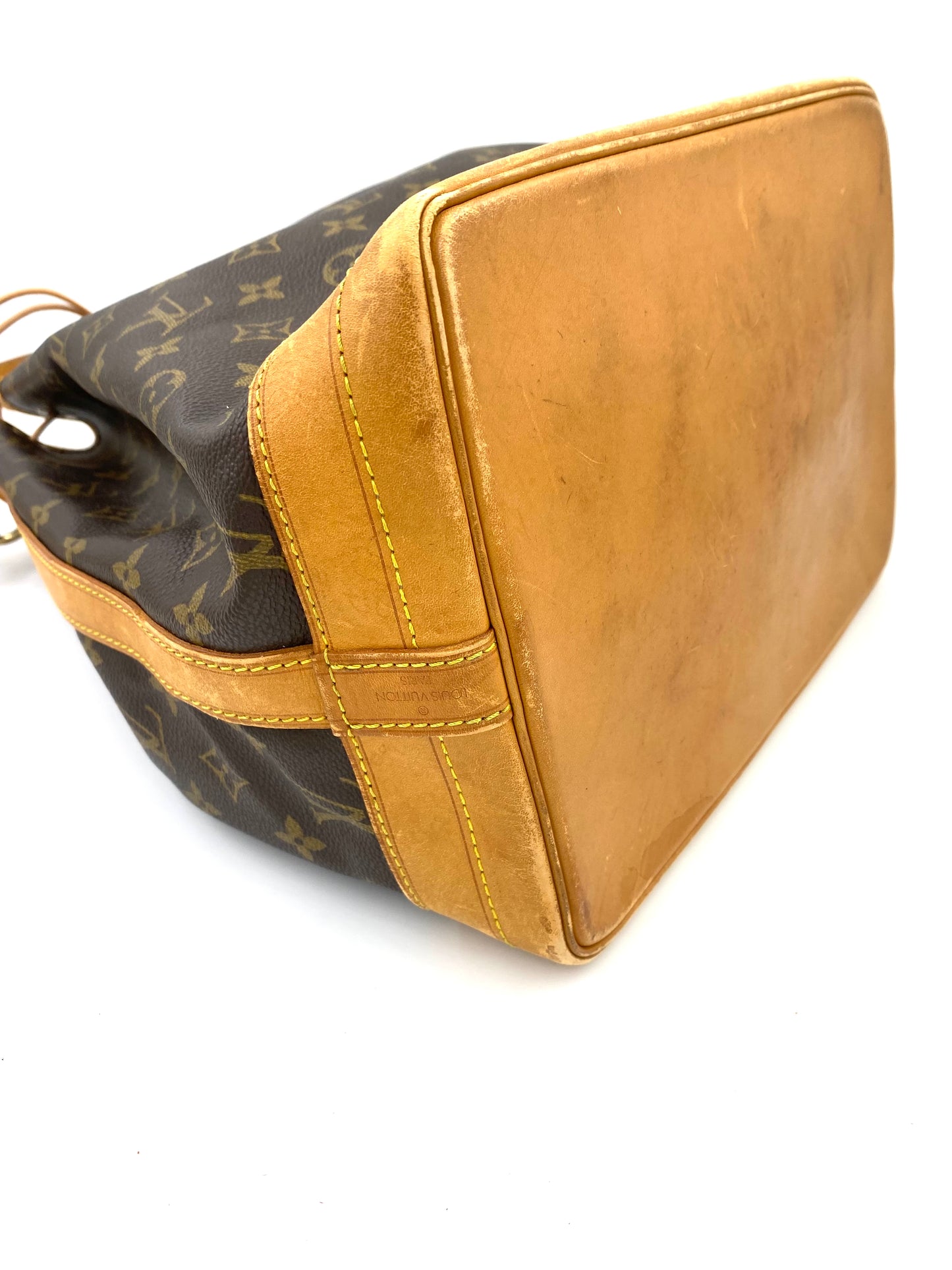 LOUIS VUITTON Noe grande Monogram Canvas