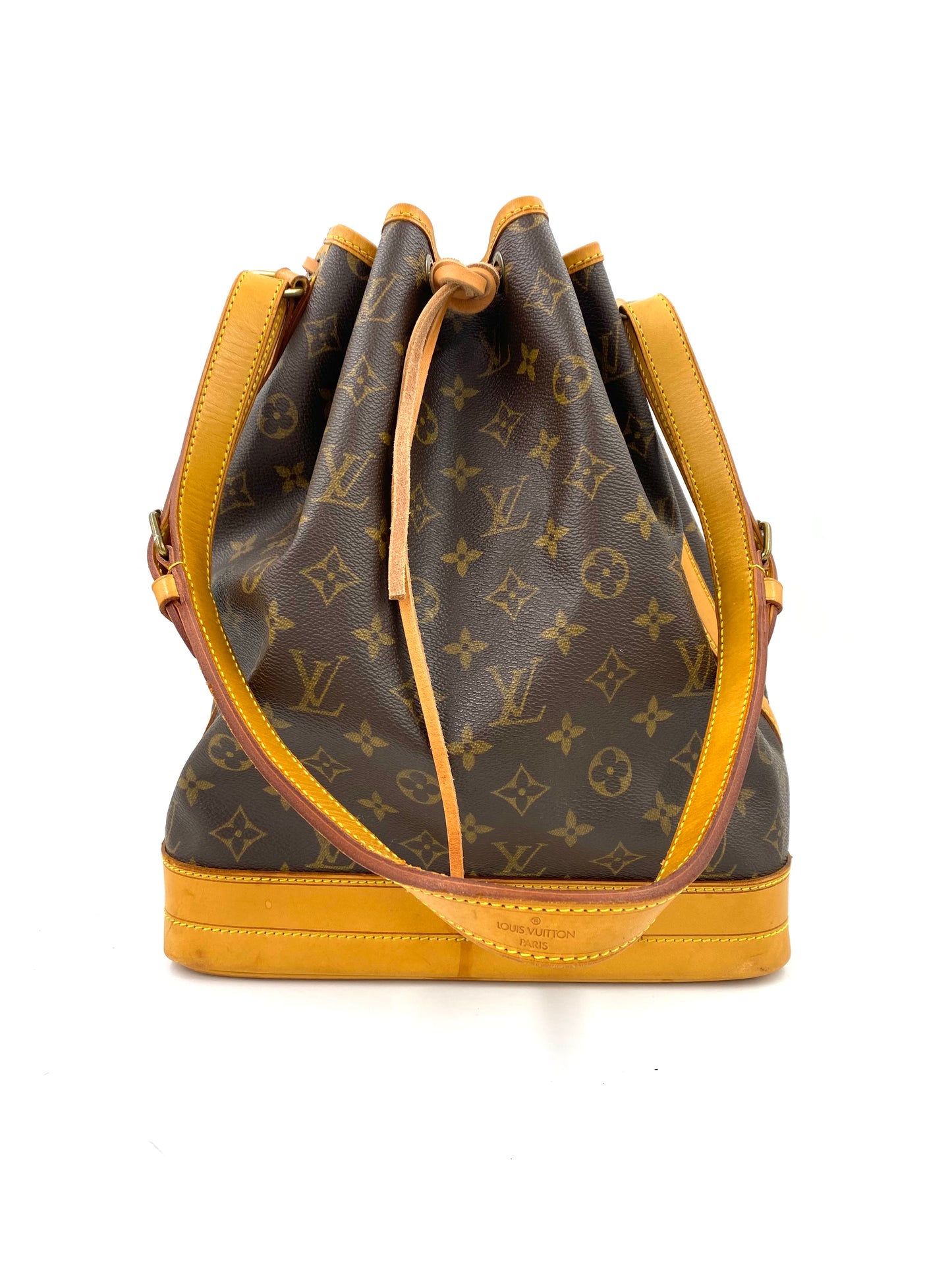 LOUIS VUITTON Noe grande Monogram Canvas