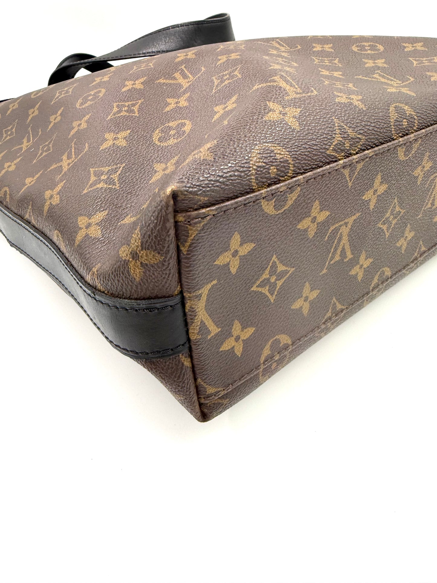 Louis Vuitton Davis Monogram Macassar