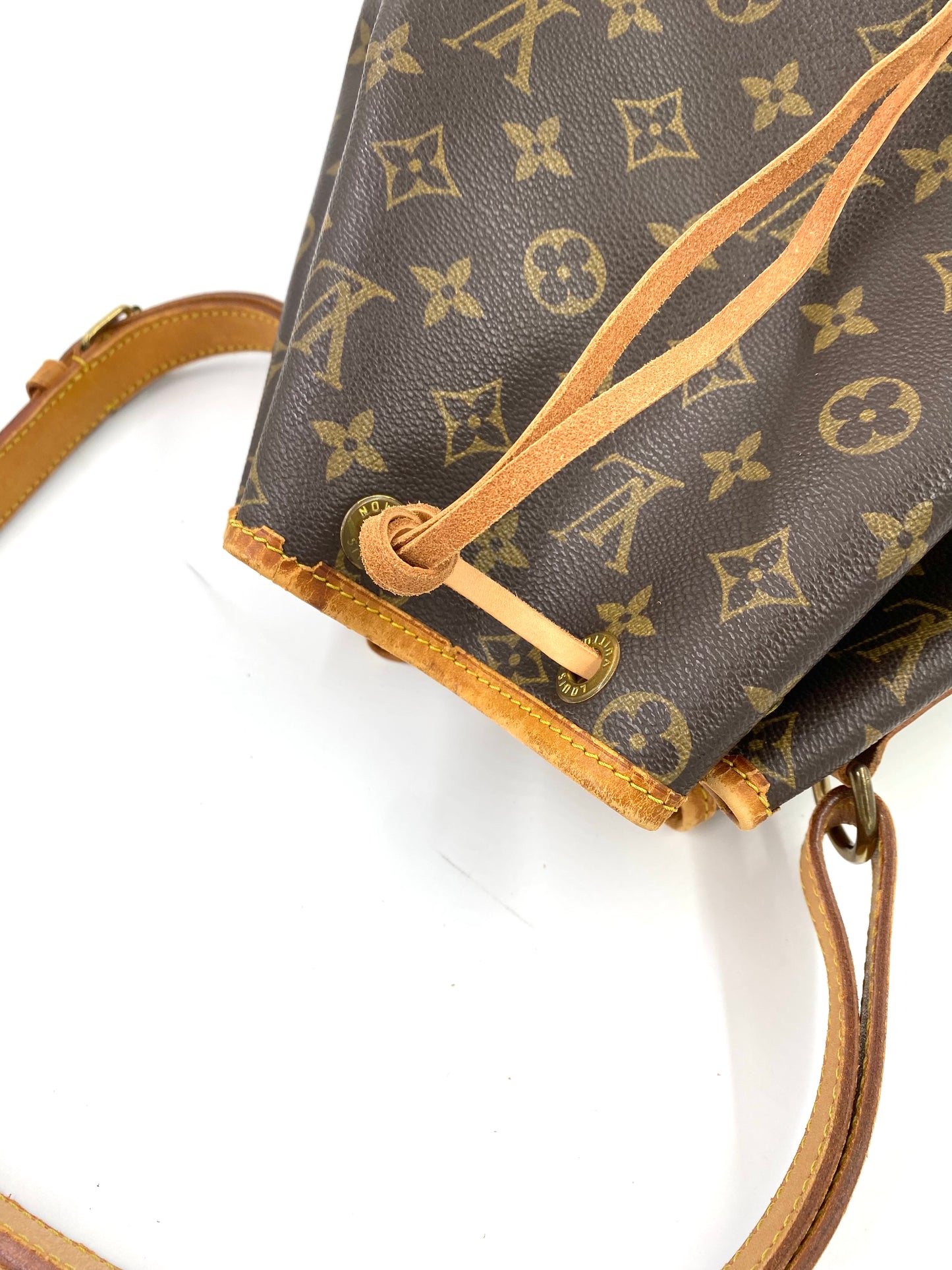 LOUIS VUITTON Noe grande Monogram Canvas