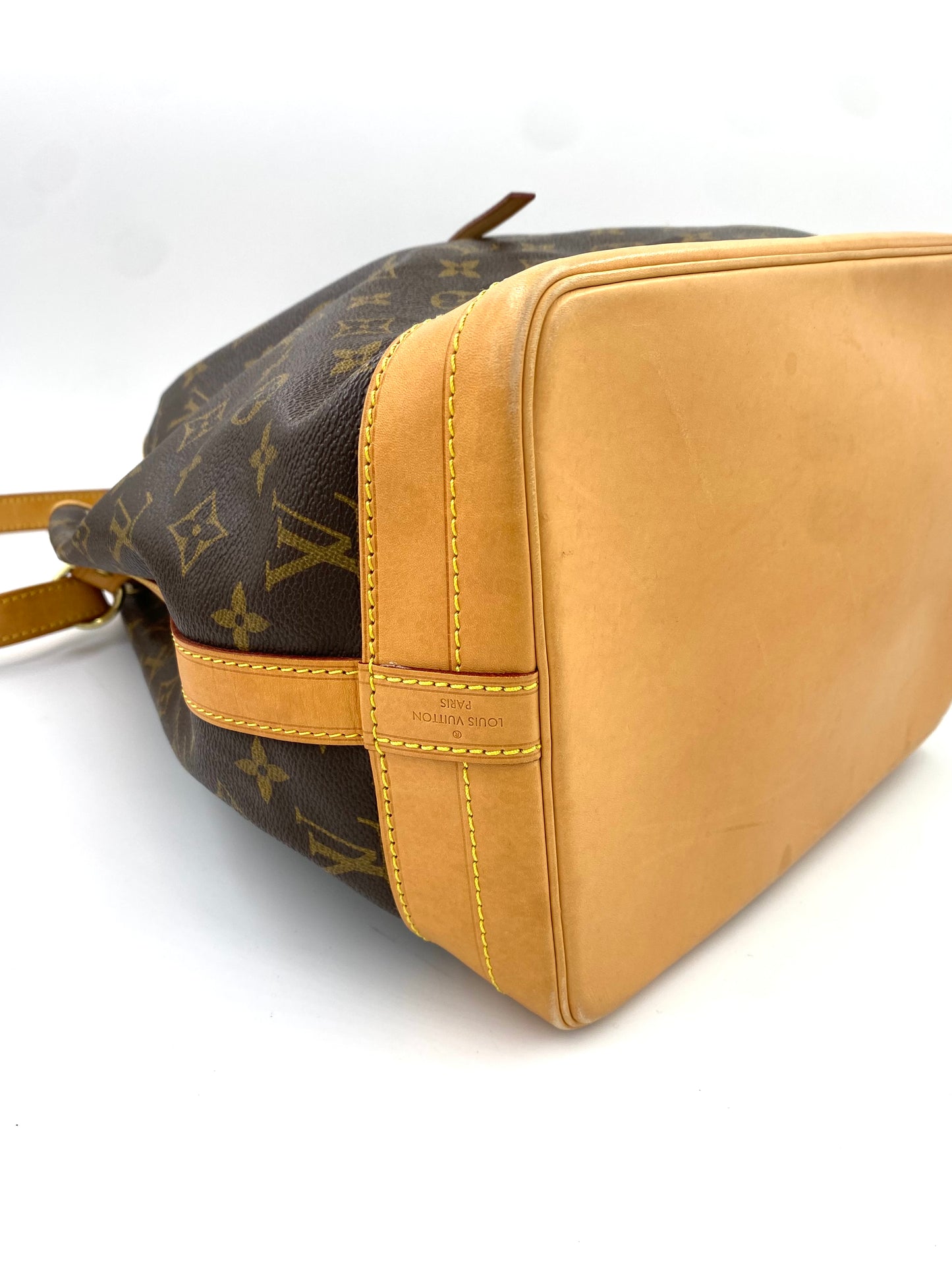 LOUIS VUITTON Noe grande Monogram Canvas