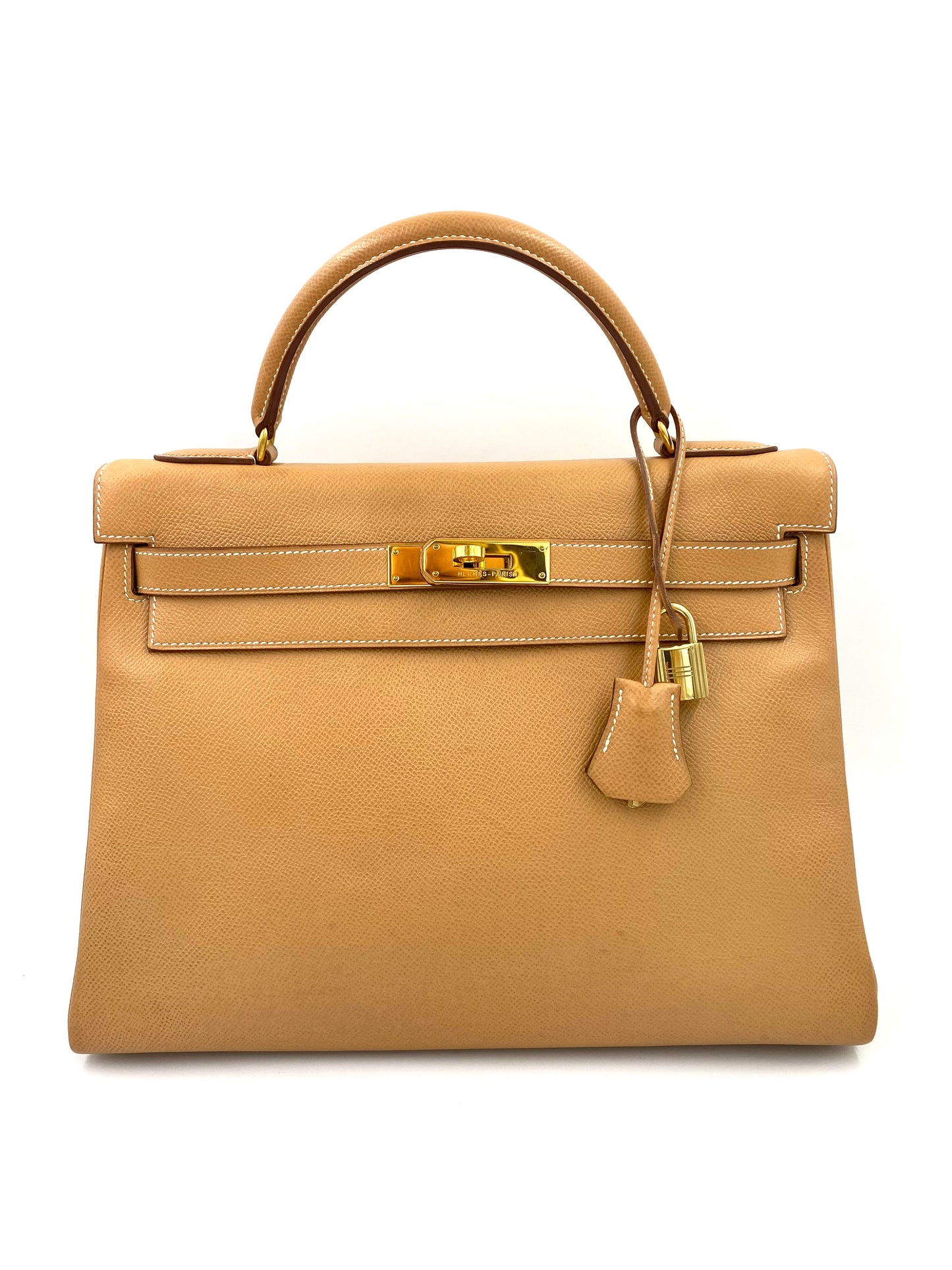 HERMÈS Kelly 32 Gold Courchevel Leather mit Gold Hardware