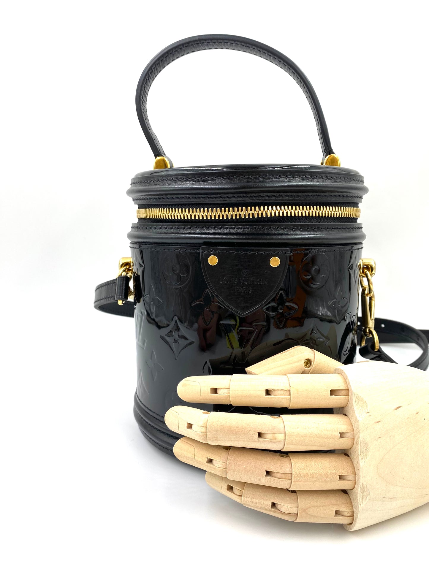 LOUIS VUITTON Cannes Monogram Vernis noir