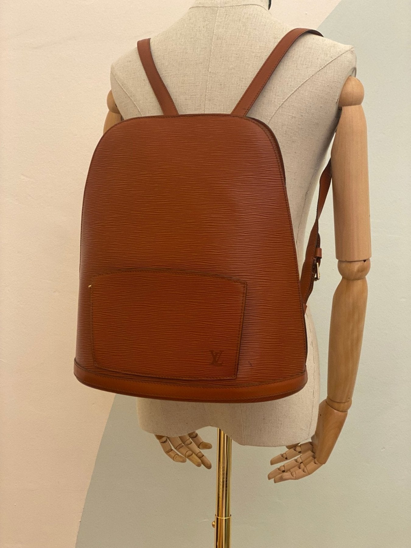 LOUIS VUITTON Rucksack Mabillon Epi cognac - Clutch & Macarons - VI0935 - Clutch & Macarons -