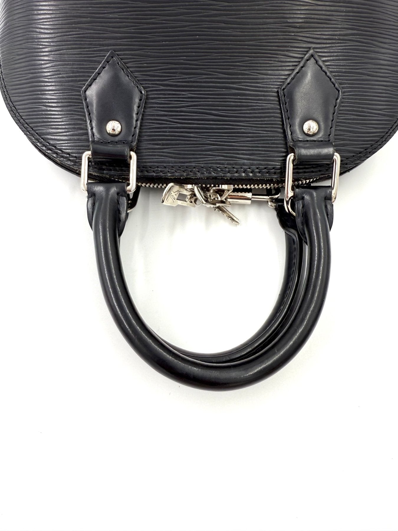 LOUIS VUITTON Alma BB Epi noir - Clutch & Macarons - AA4125 - Clutch & Macarons -