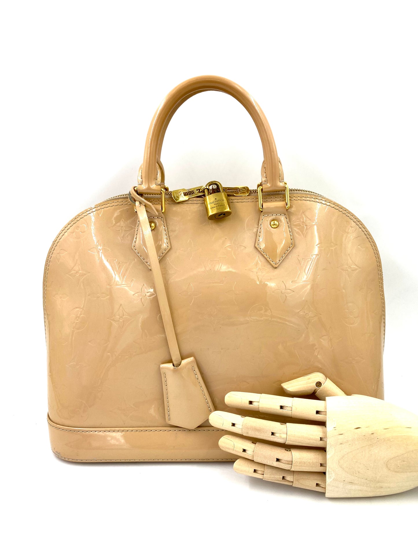 LOUIS VUITTON Alma PM Monogram Vernis Beige