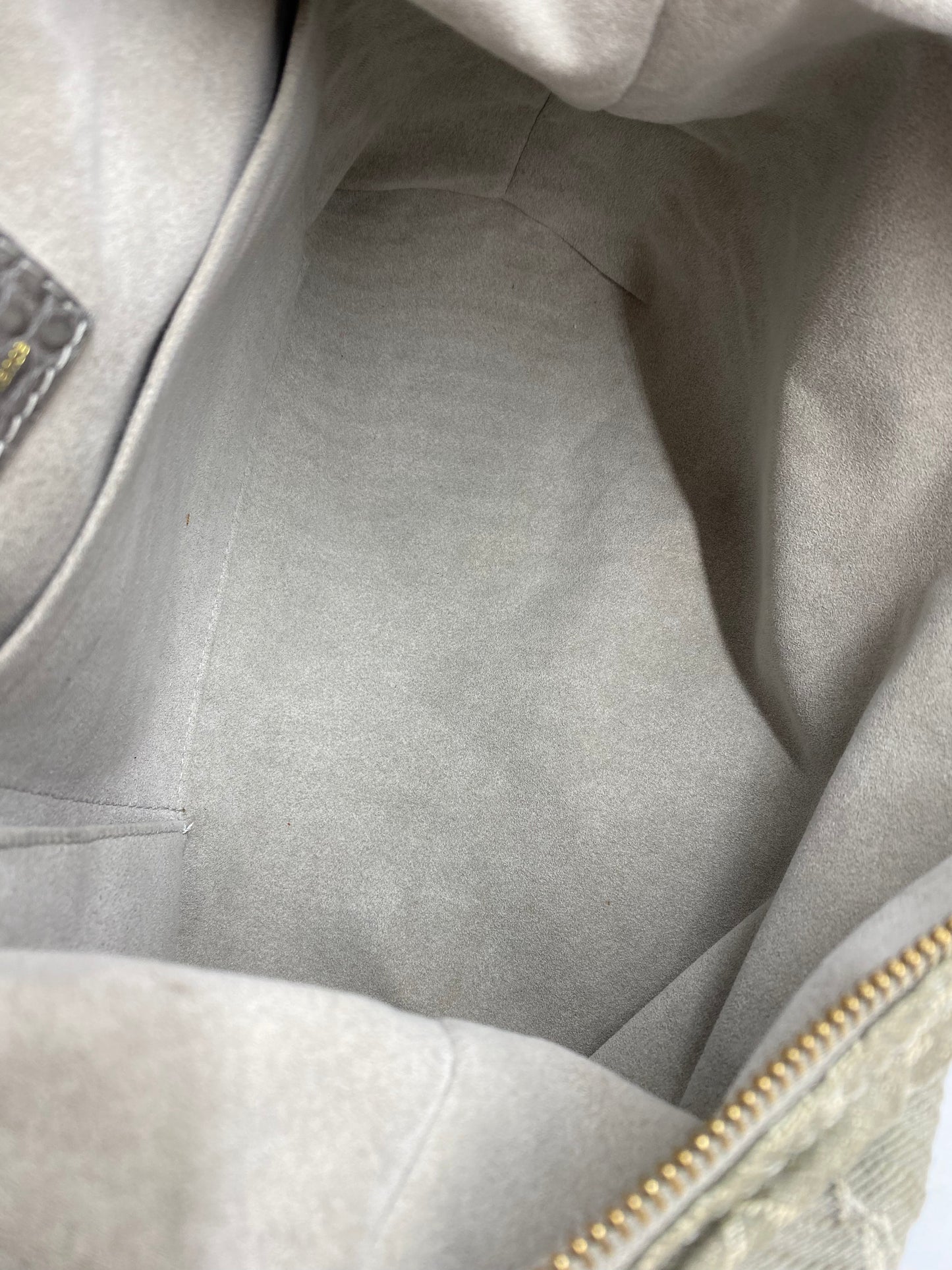 LOUIS VUITTON Slightly Monogram Denim Grau