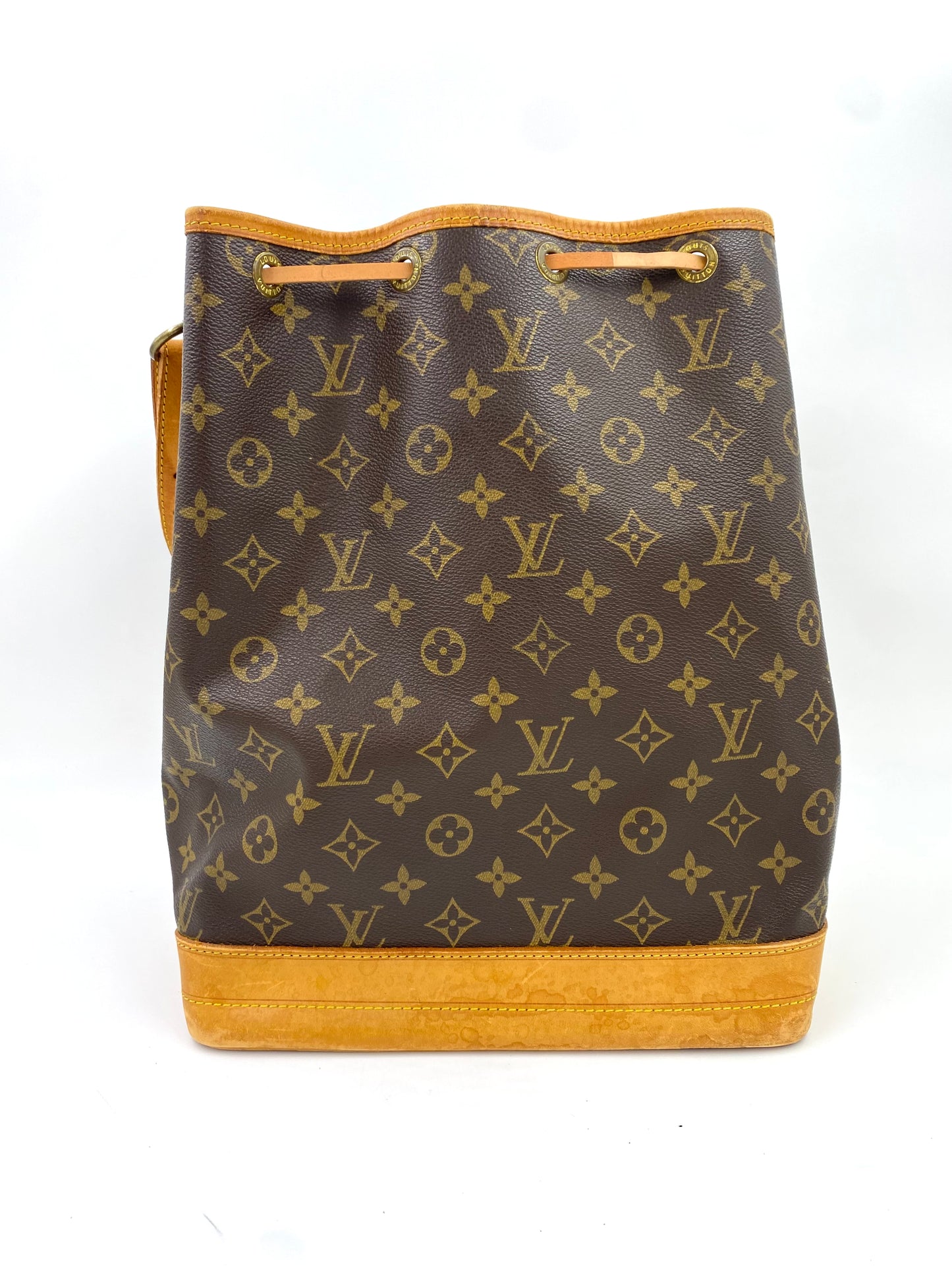 LOUIS VUITTON Noe grande Monogram Canvas