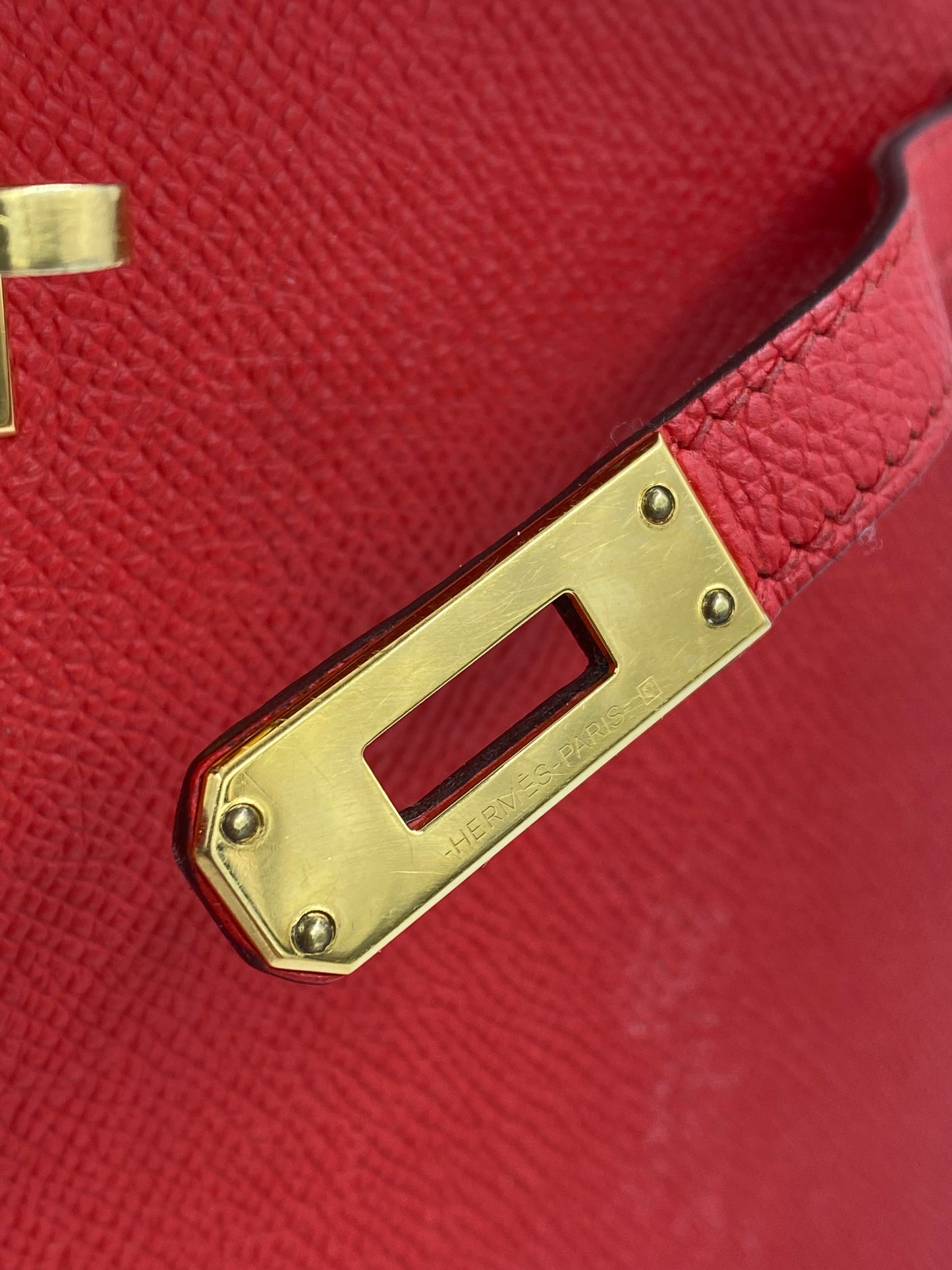 HERMÈS Kelly 25 Epsom rouge gold Hardware