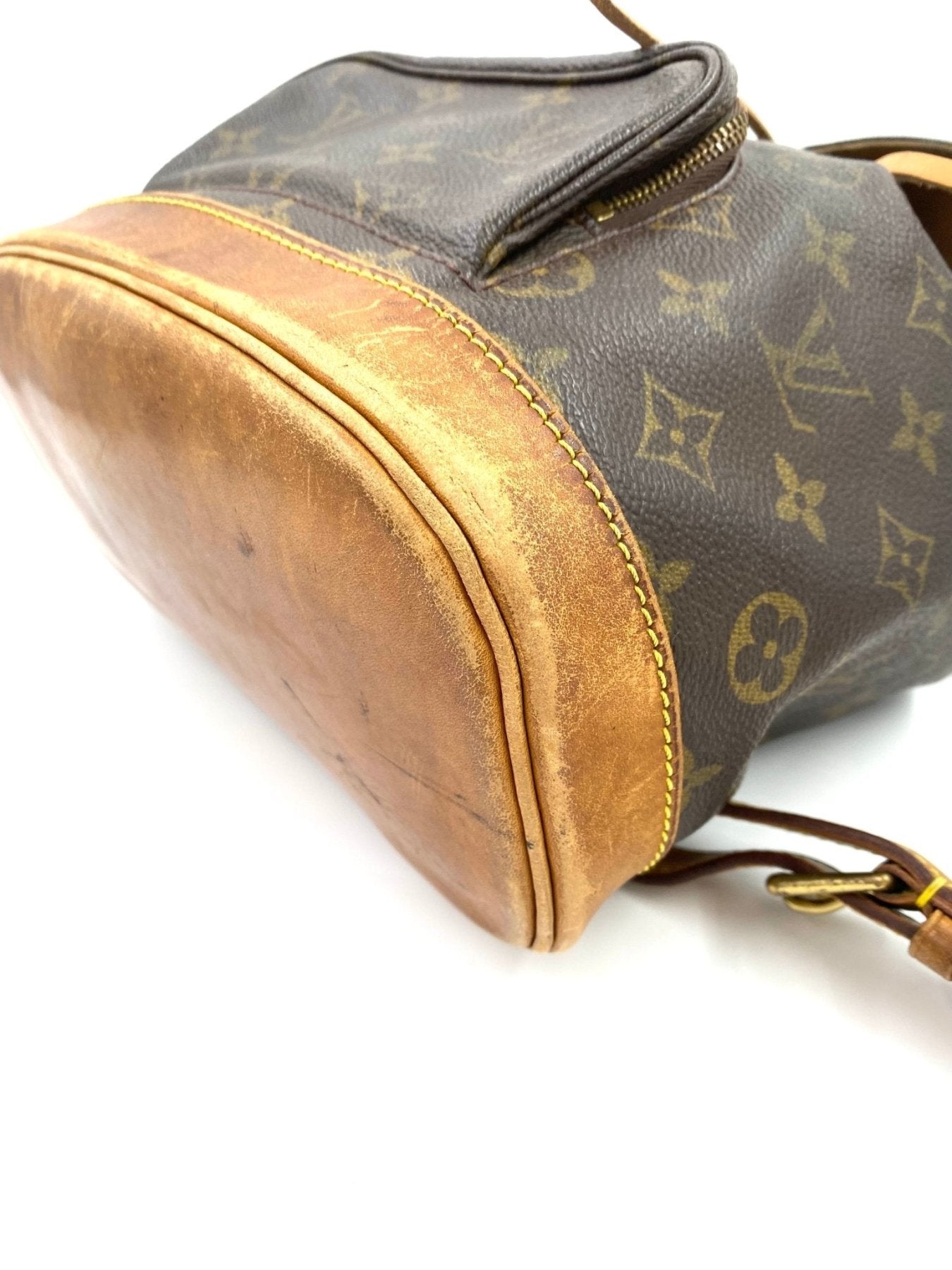Louis Vuitton Montsouris MM Rucksack aus Monogram Canvas mit Naturlederbesatz und honigfarbener Patina, Seitenansicht