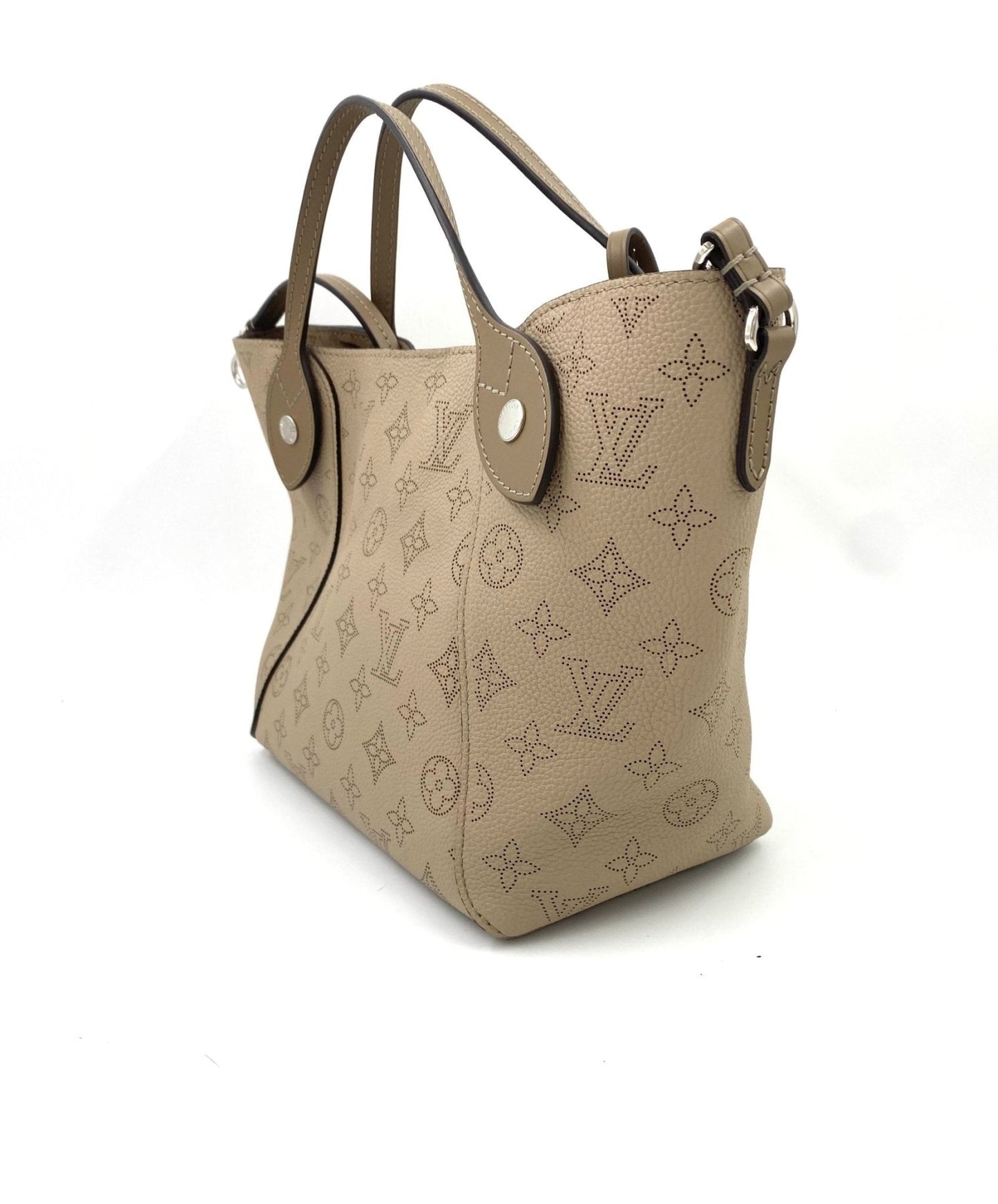 LOUIS VUITTON Hina PM Monogram Mahina Galet / Kies - Clutch & Macarons - Clutch & Macarons -
