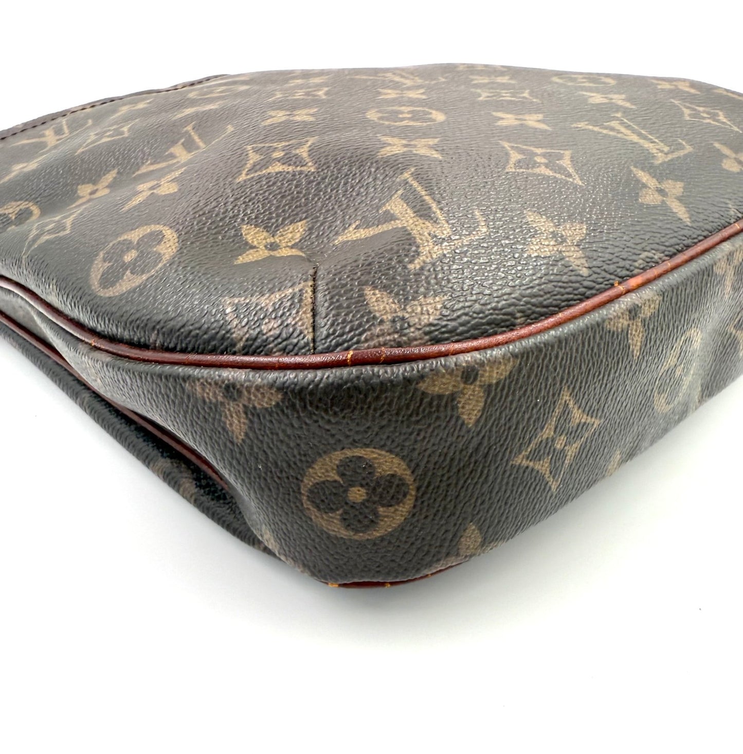 LOUIS VUITTON Odeon PM Monogram Canvas - Clutch & Macarons - CA2049 - Clutch & Macarons -