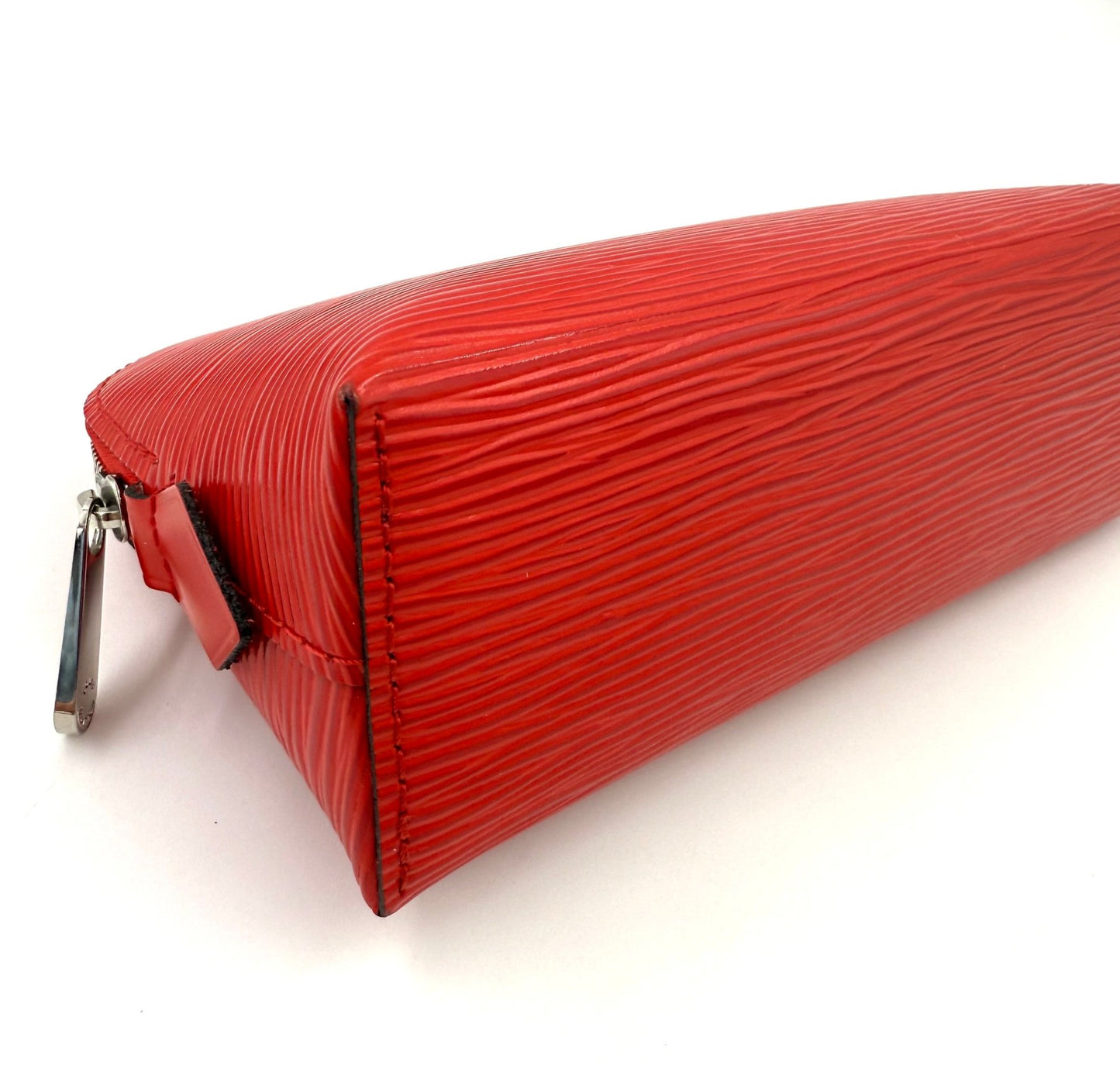 LOUIS VUITTON Pochette Cosmetique Epi rouge - Clutch & Macarons - Chip - Clutch & Macarons -