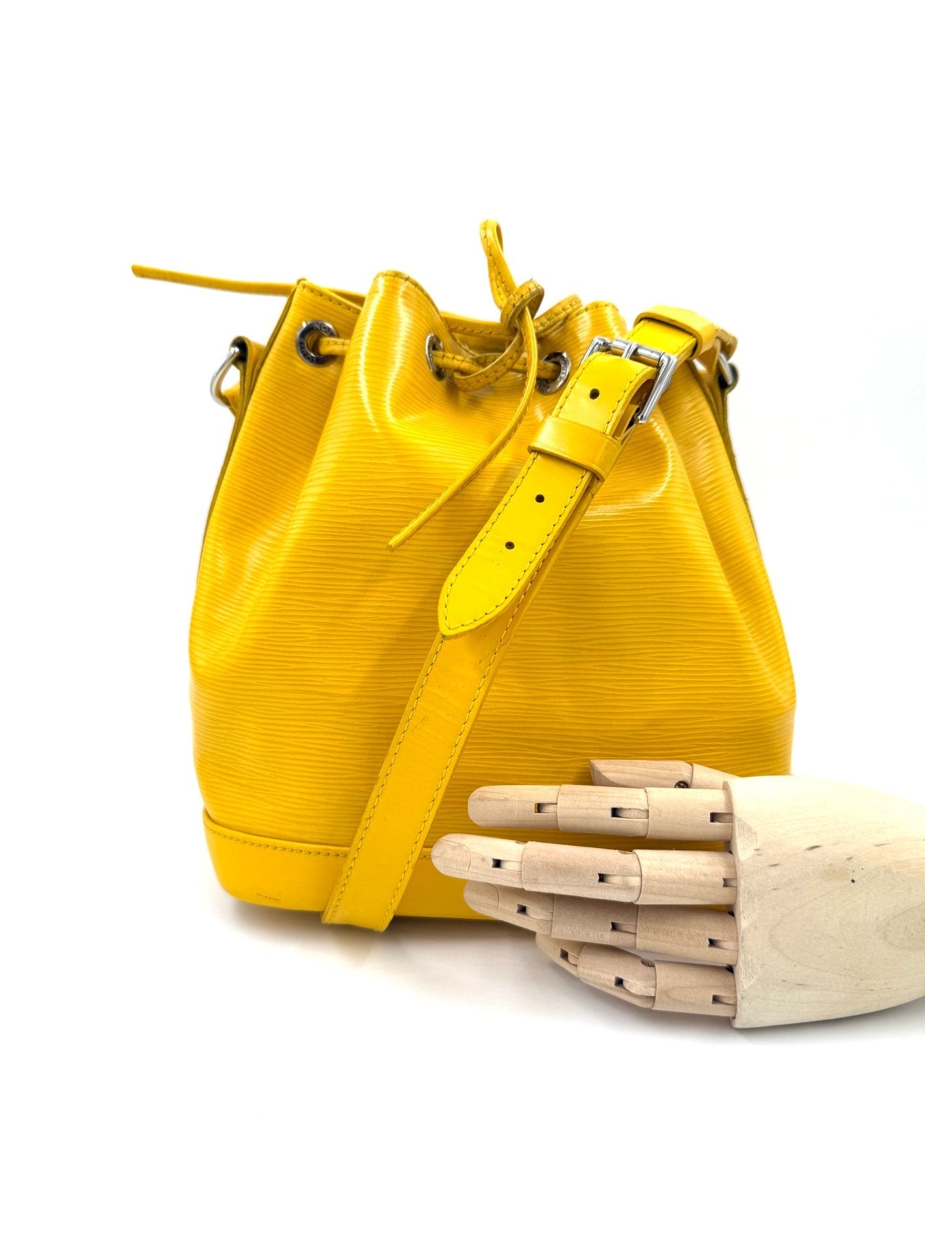 LOUIS VUITTON Noe BB Epi gelb - Clutch & Macarons - TJ4183 - Clutch & Macarons -