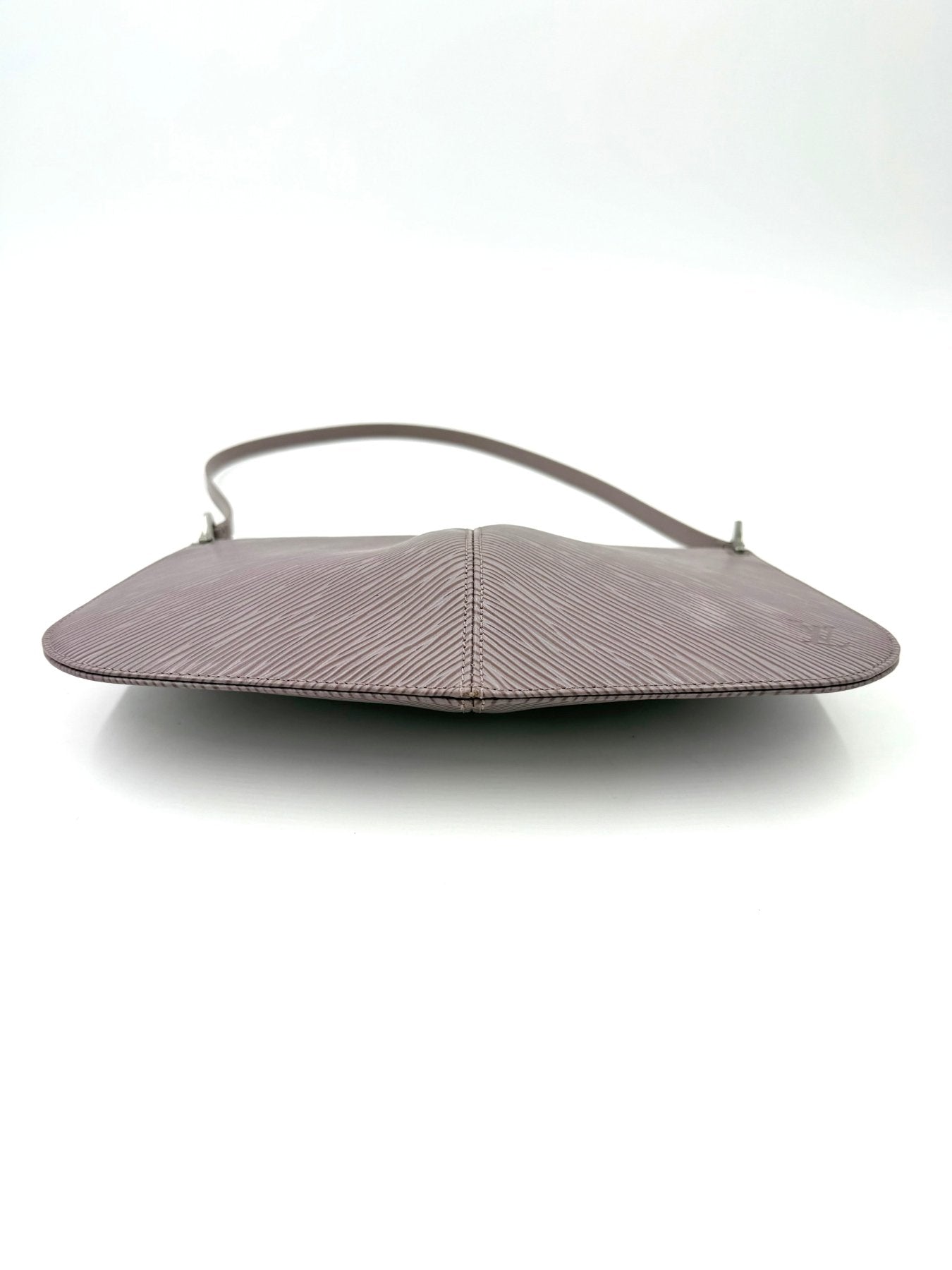 LOUIS VUITTON Demi Lune Epi lila - Clutch & Macarons - SP1010 - Clutch & Macarons -