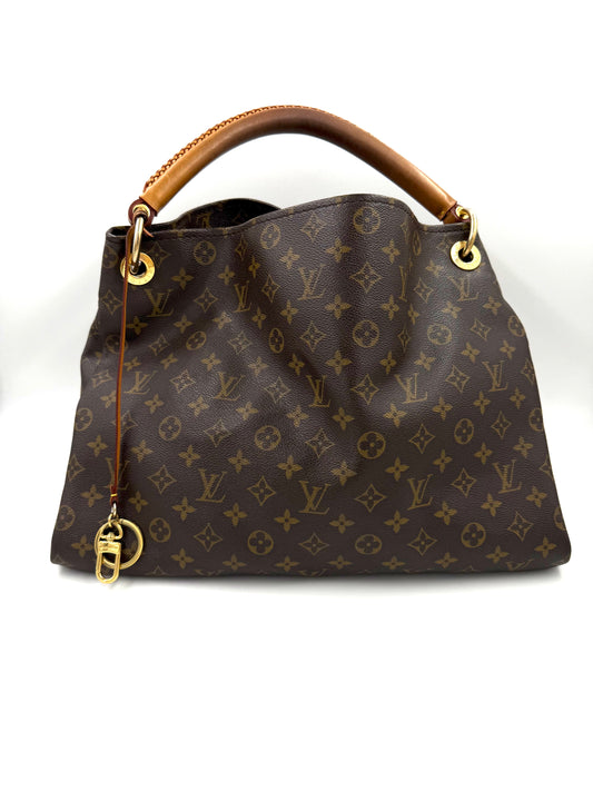 LOUIS VUITTON Artsy MM Monogram Canvas