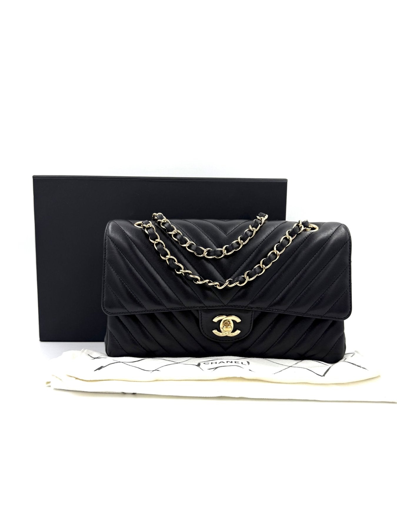 CHANEL Timeless Double Flap medium Chevron schwarz - Clutch & Macarons - 24558294 - Clutch & Macarons -