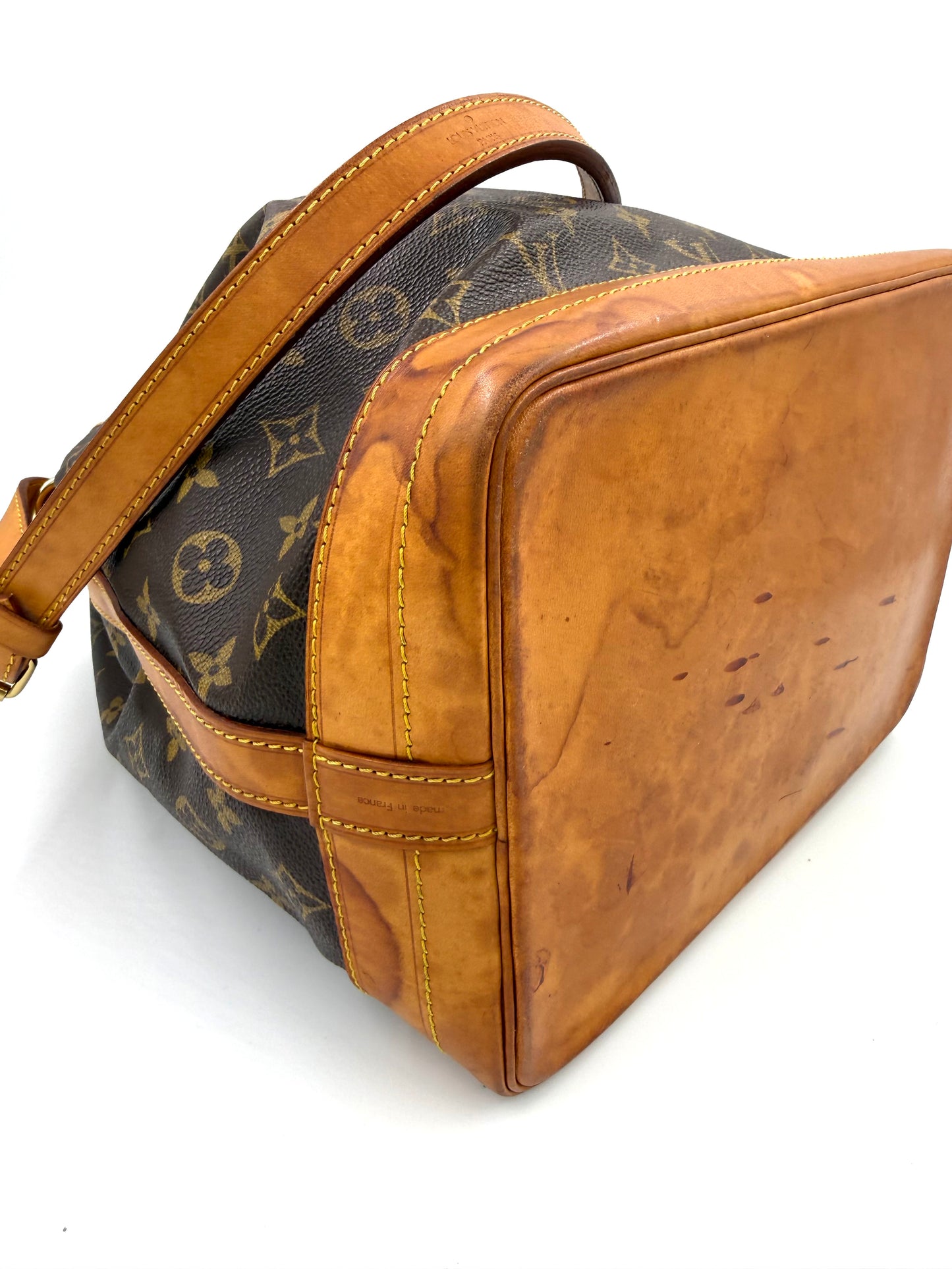 LOUIS VUITTON Noe grande Monogram Canvas