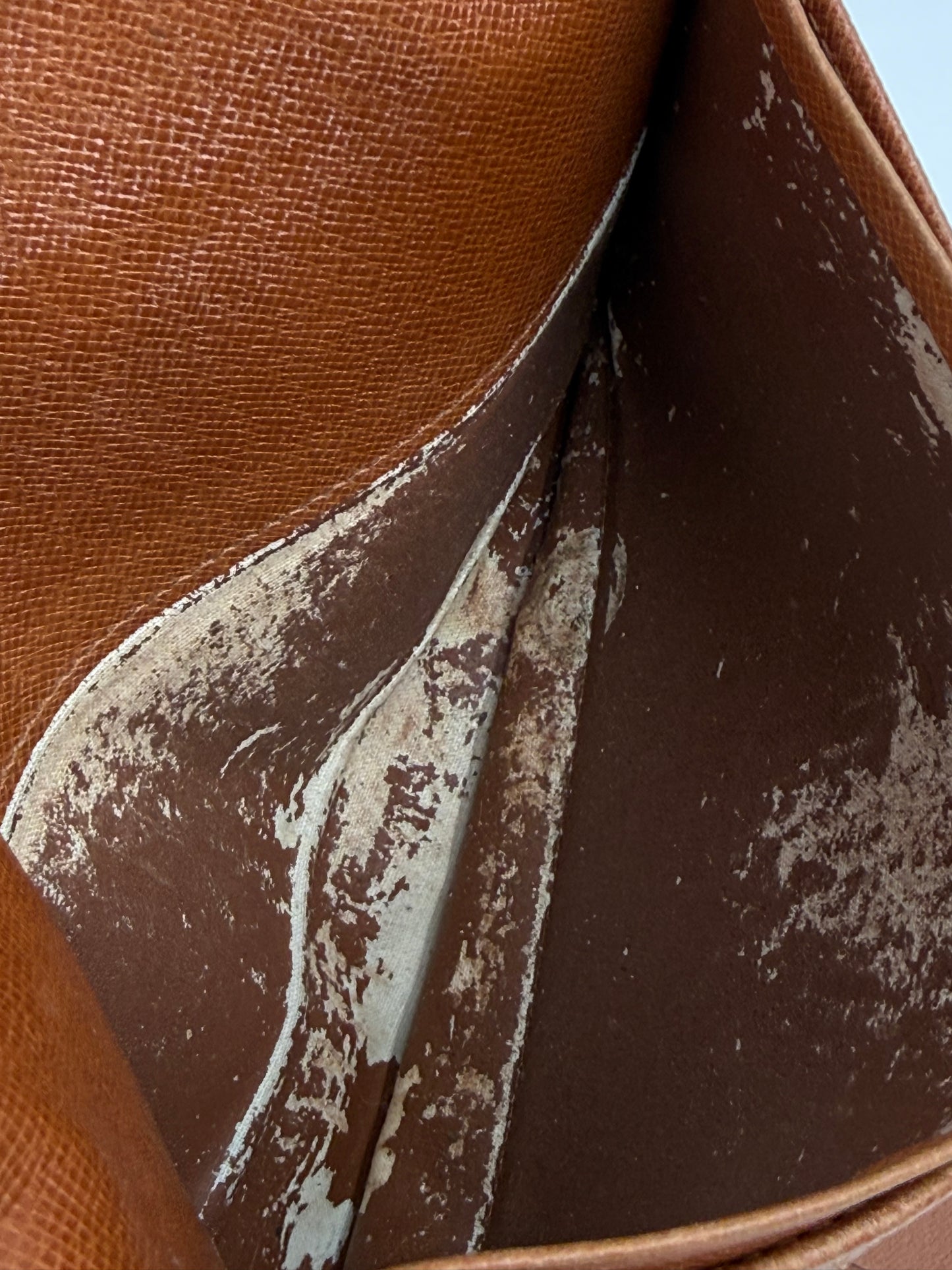 LOUIS VUITTON Porte Tresor Monogram Canvas