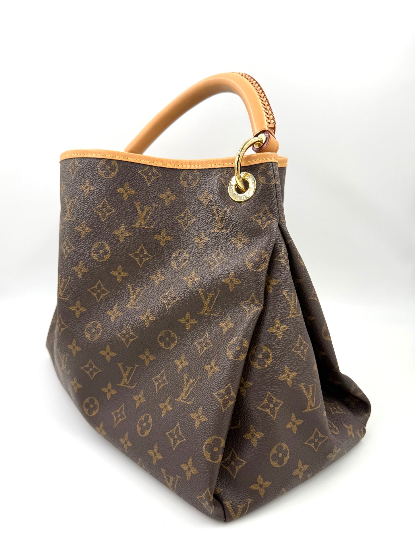 LOUIS VUITTON Artsy NM Monogram Canvas