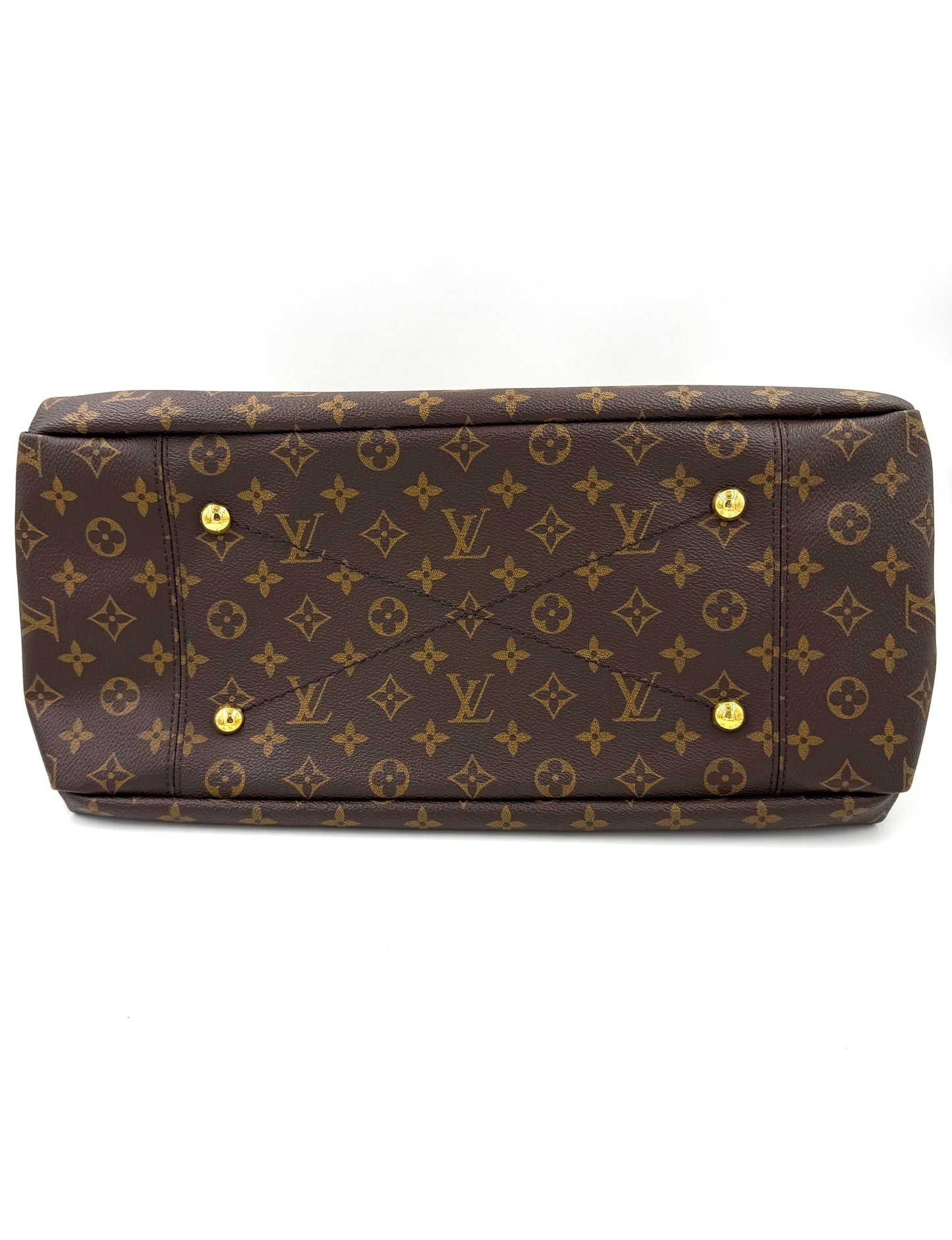 LOUIS VUITTON Artsy NM Monogram Canvas
