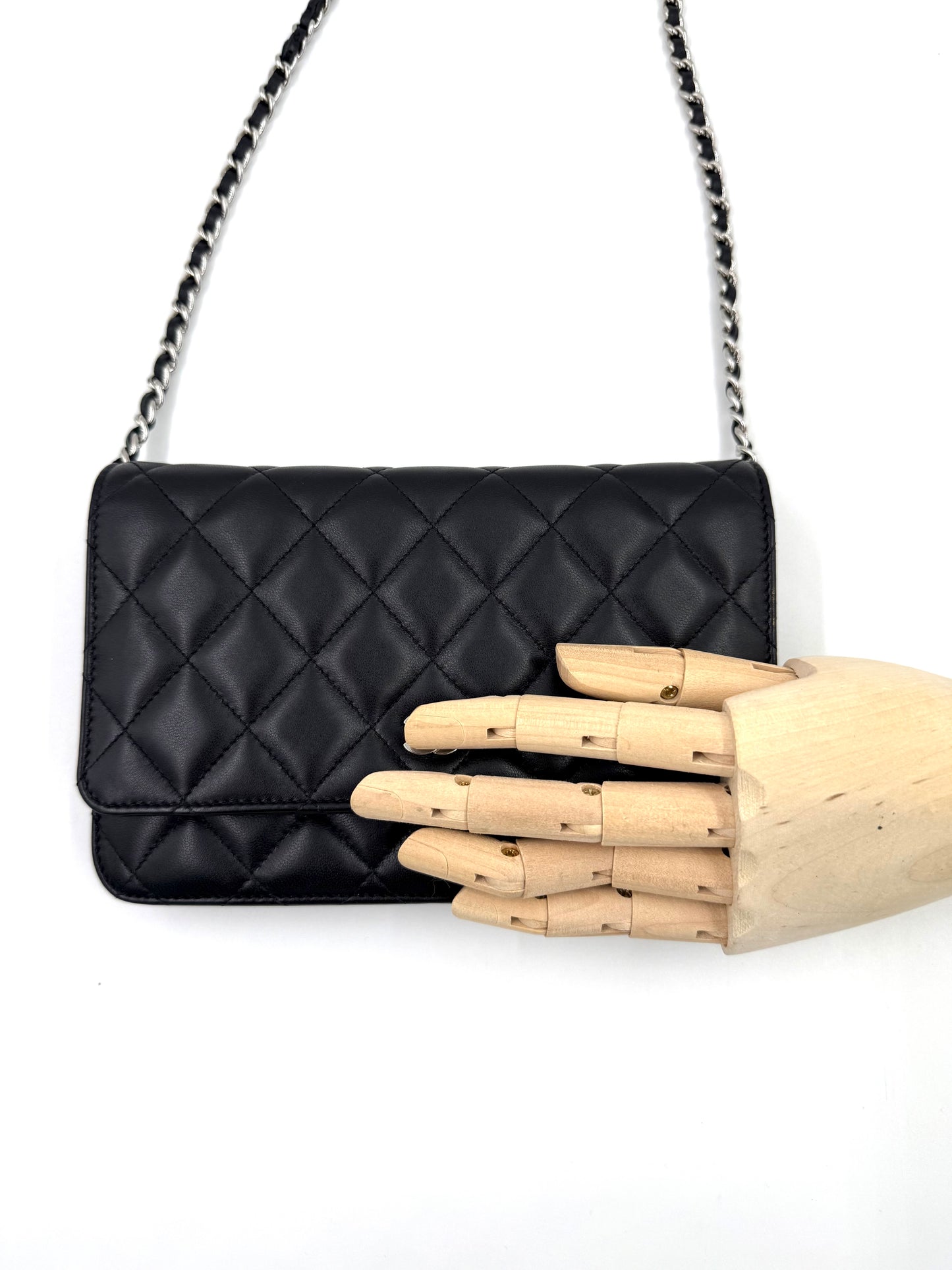 CHANEL Wallet on Chain WoC schwarz SHW