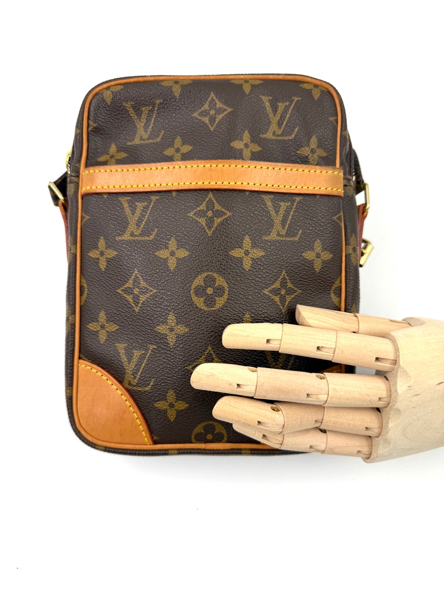 LOUIS VUITTON Danube Monogram Canvas