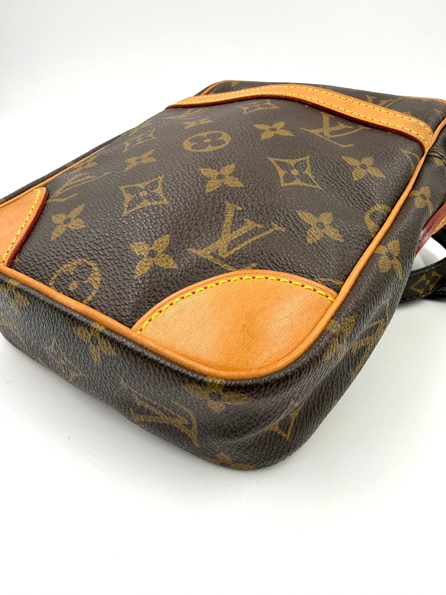 LOUIS VUITTON Danube Monogram Canvas