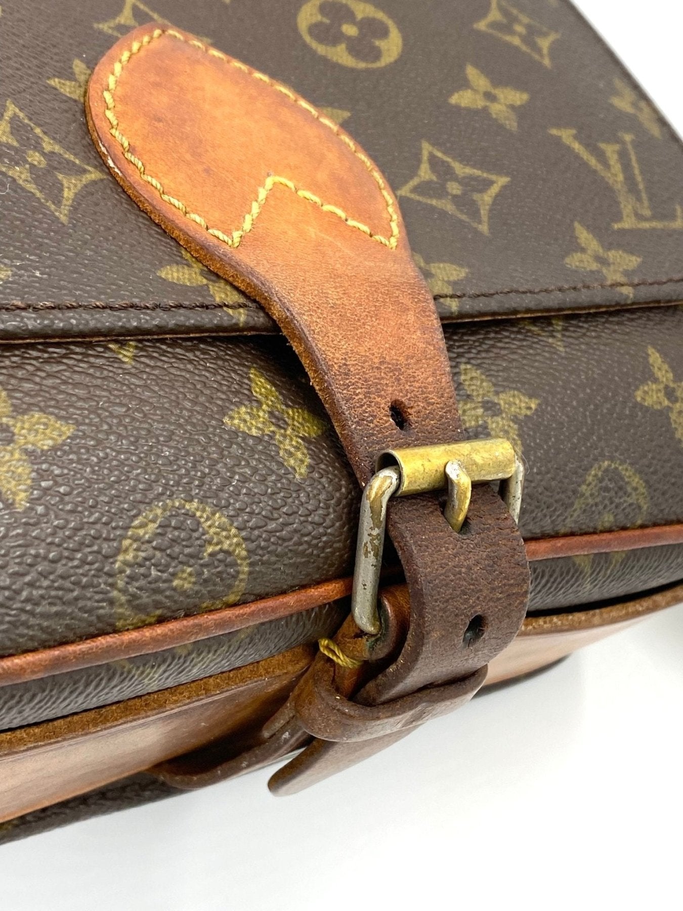 LOUIS VUITTON Cartouchiere GM Monogram Canvas - Clutch & Macarons - 882 - Clutch & Macarons -